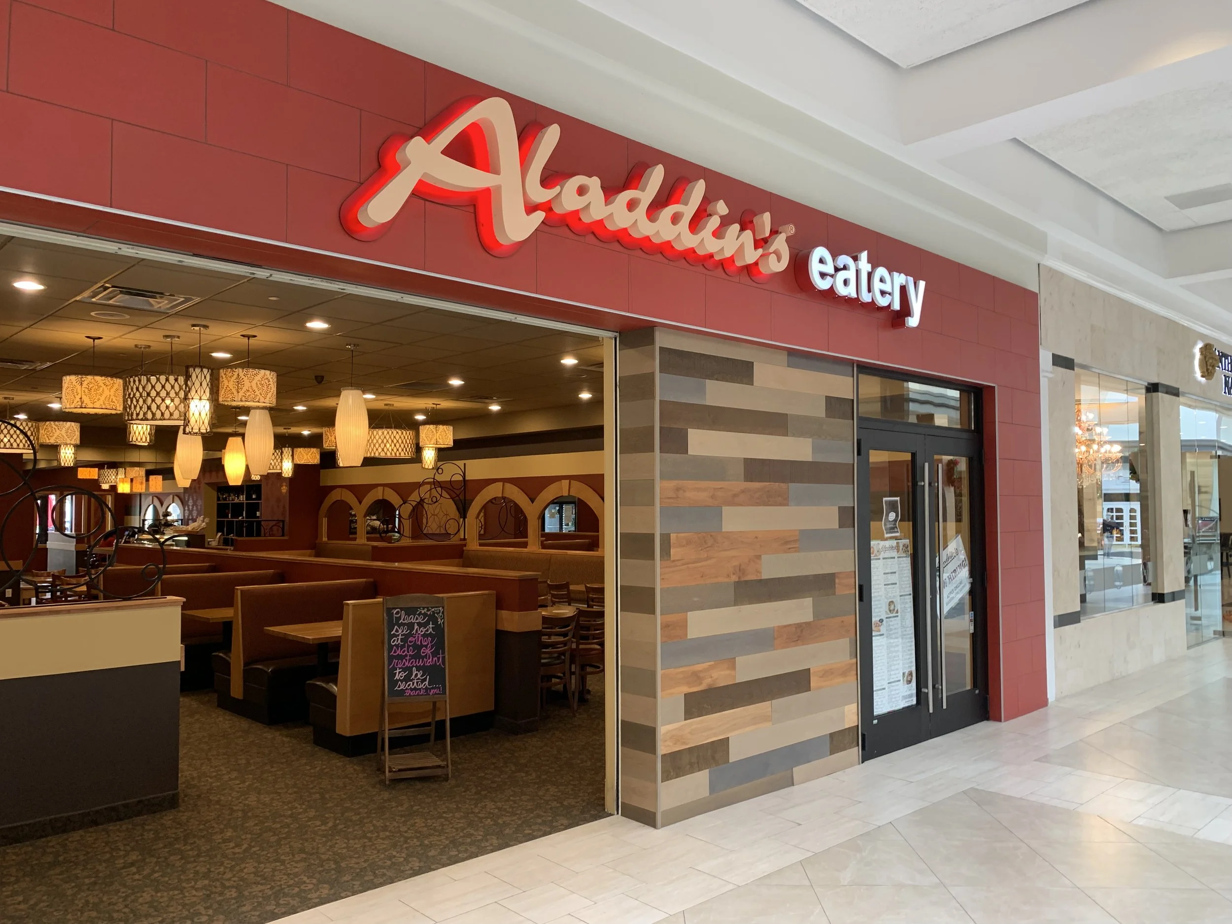 Holiday Shopping at The Worthington Mall — Experience Worthington