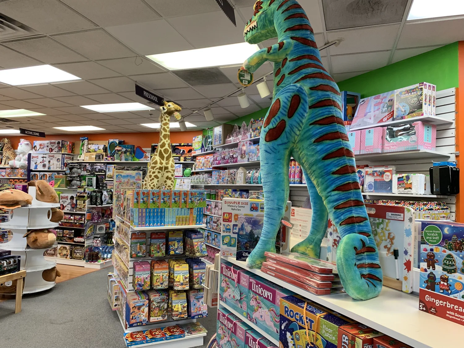 Holiday Shopping at The Worthington Mall — Experience Worthington