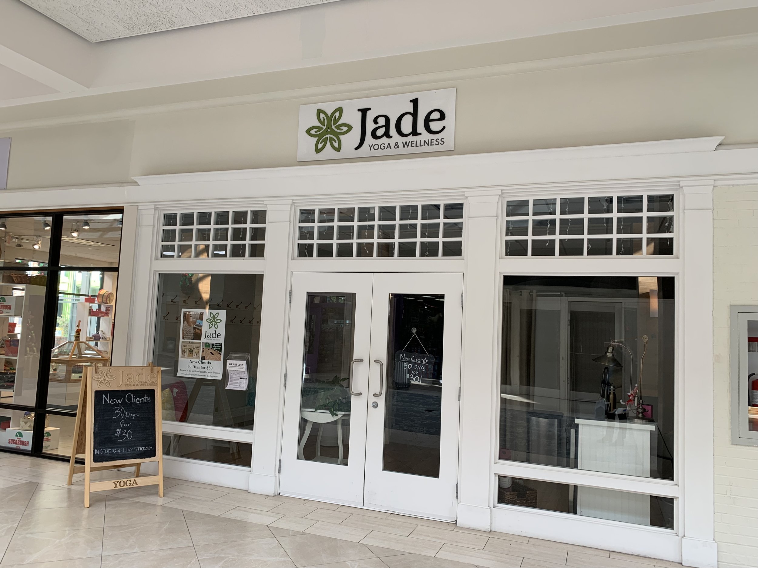 Holiday Shopping at The Worthington Mall — Experience Worthington