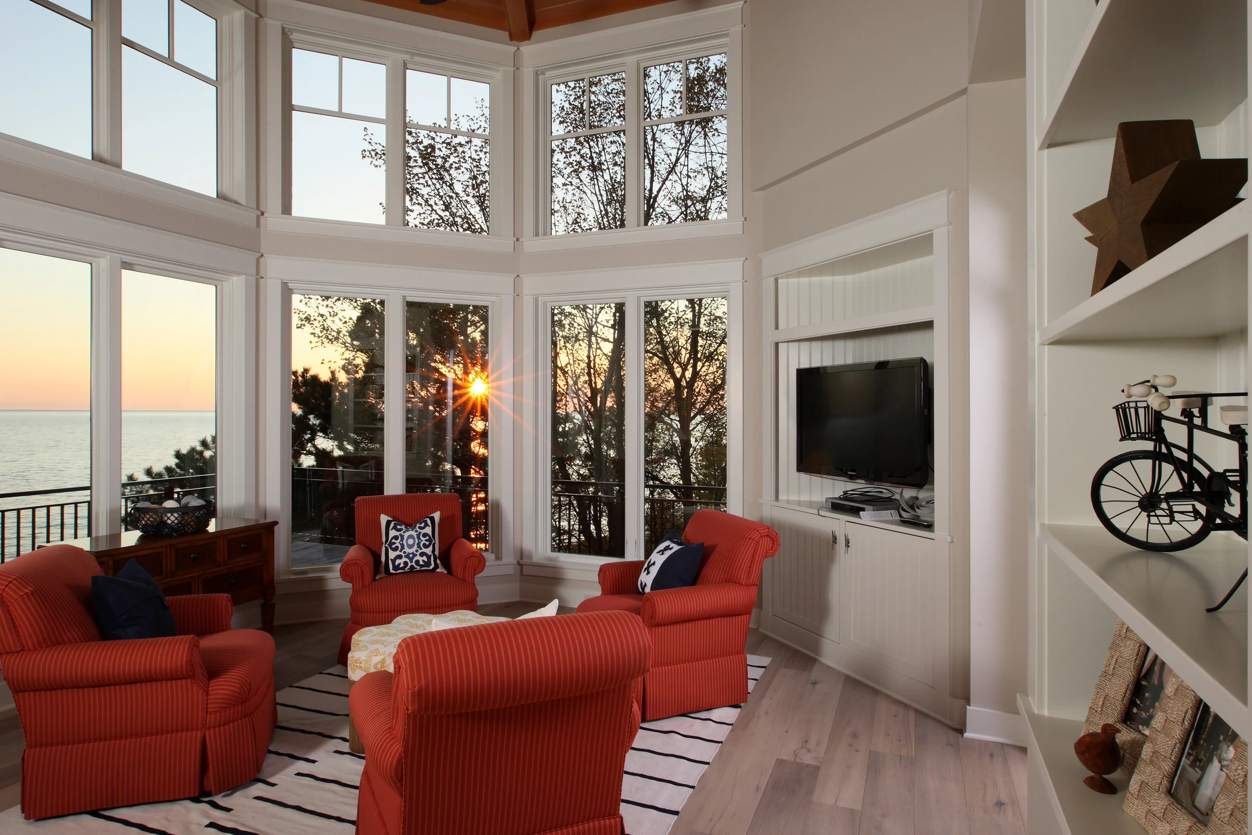 Design Home 1002.jpg