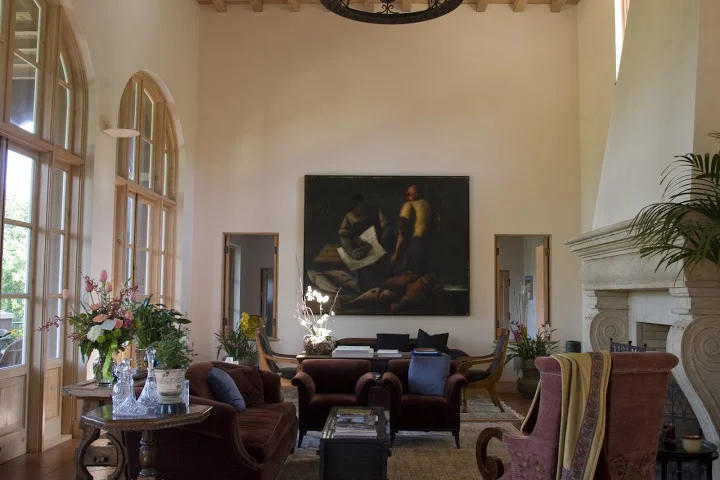 Living Room.jpg
