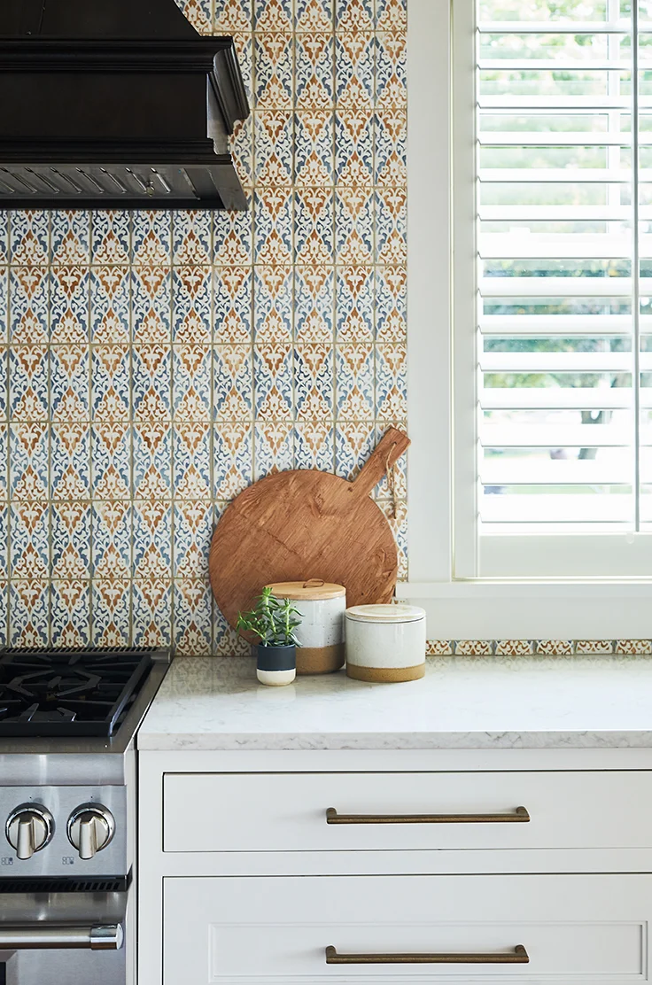 Rustic-Modern-Cottage-Kitchen-Backsplash-Tile.jpg
