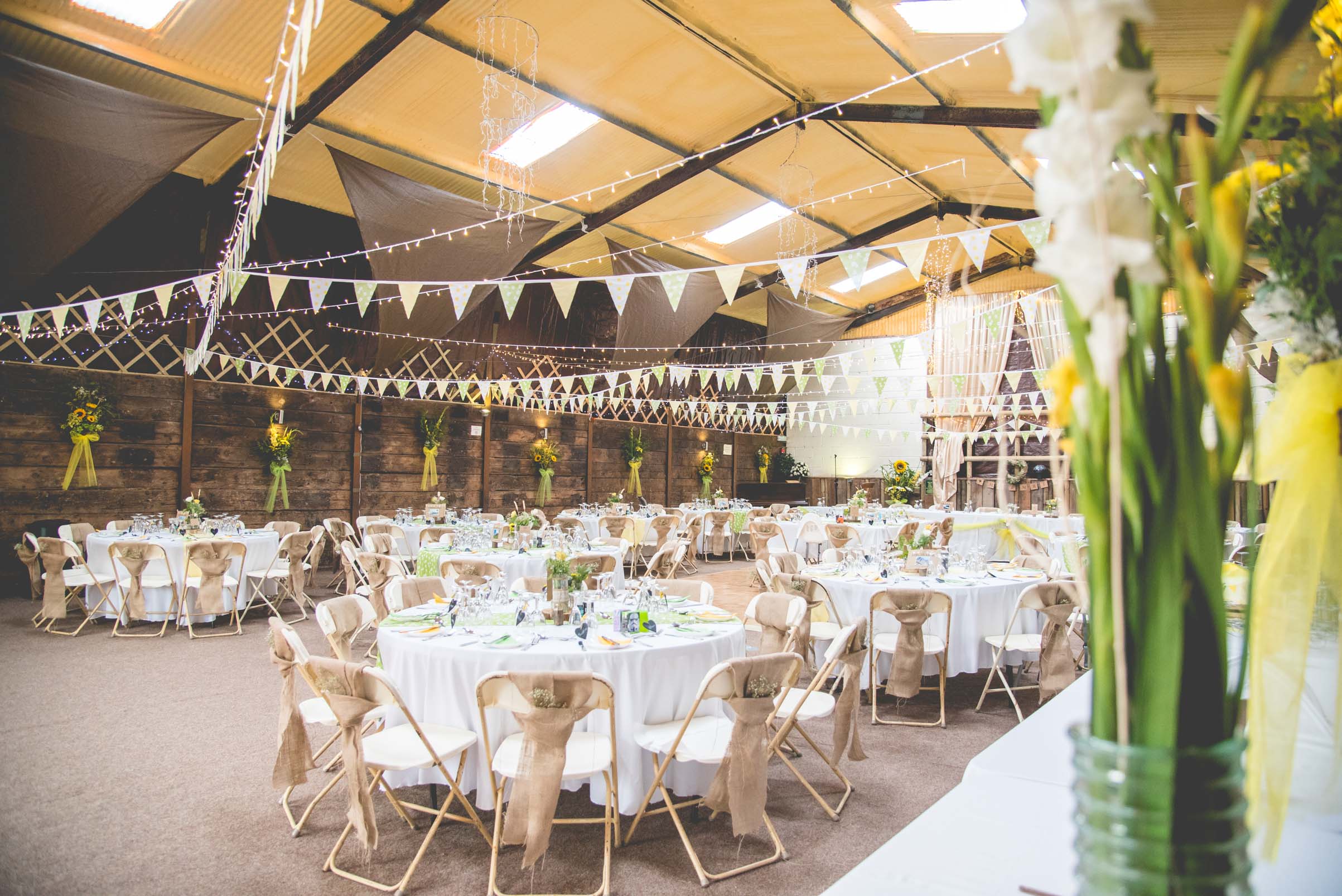 Peak+district+farm+wedding+lower+damgate+photographer-15.jpg