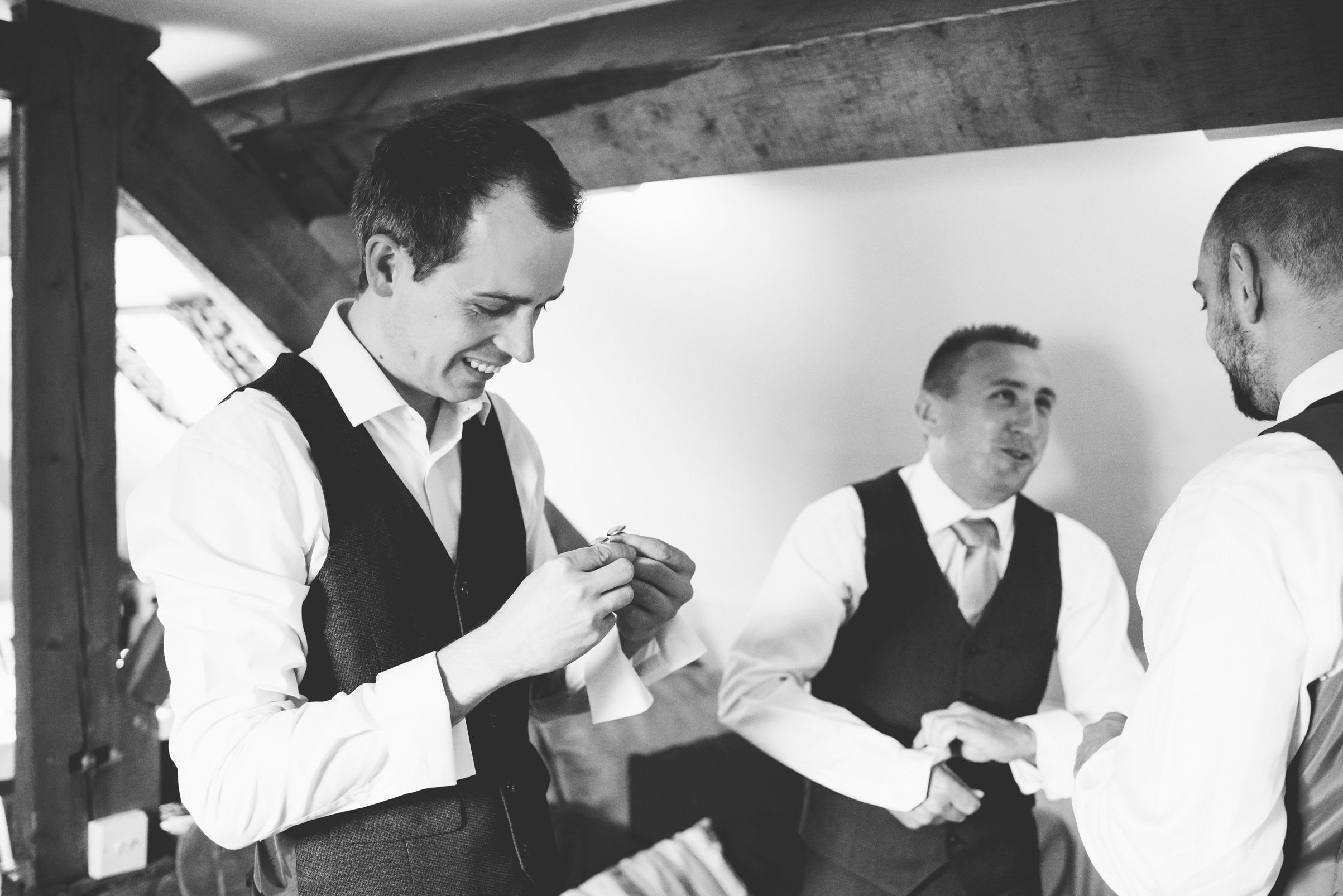 Peak+district+farm+wedding+lower+damgate+photographer-29.jpg
