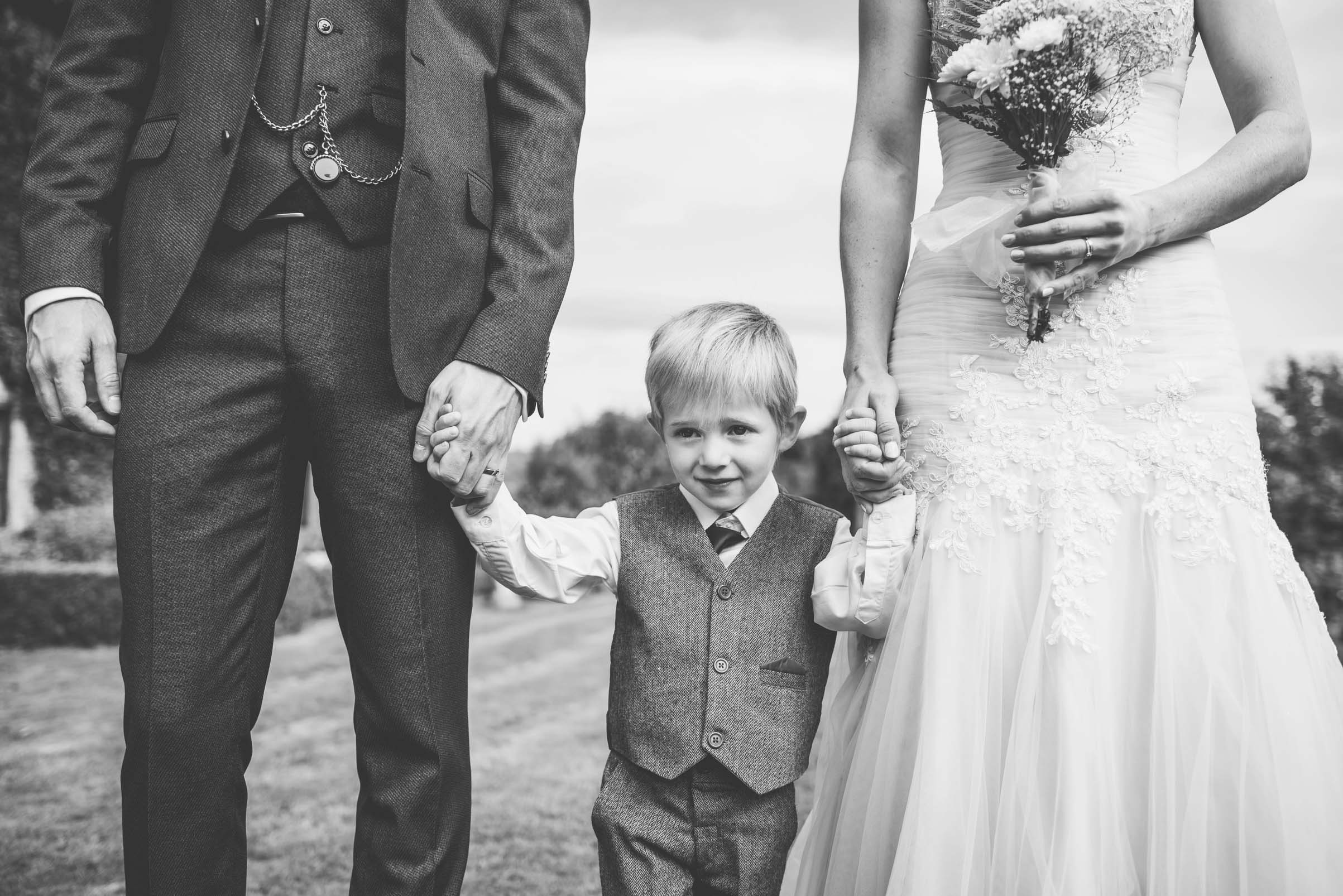Peak+district+farm+wedding+lower+damgate+photographer-75.jpg