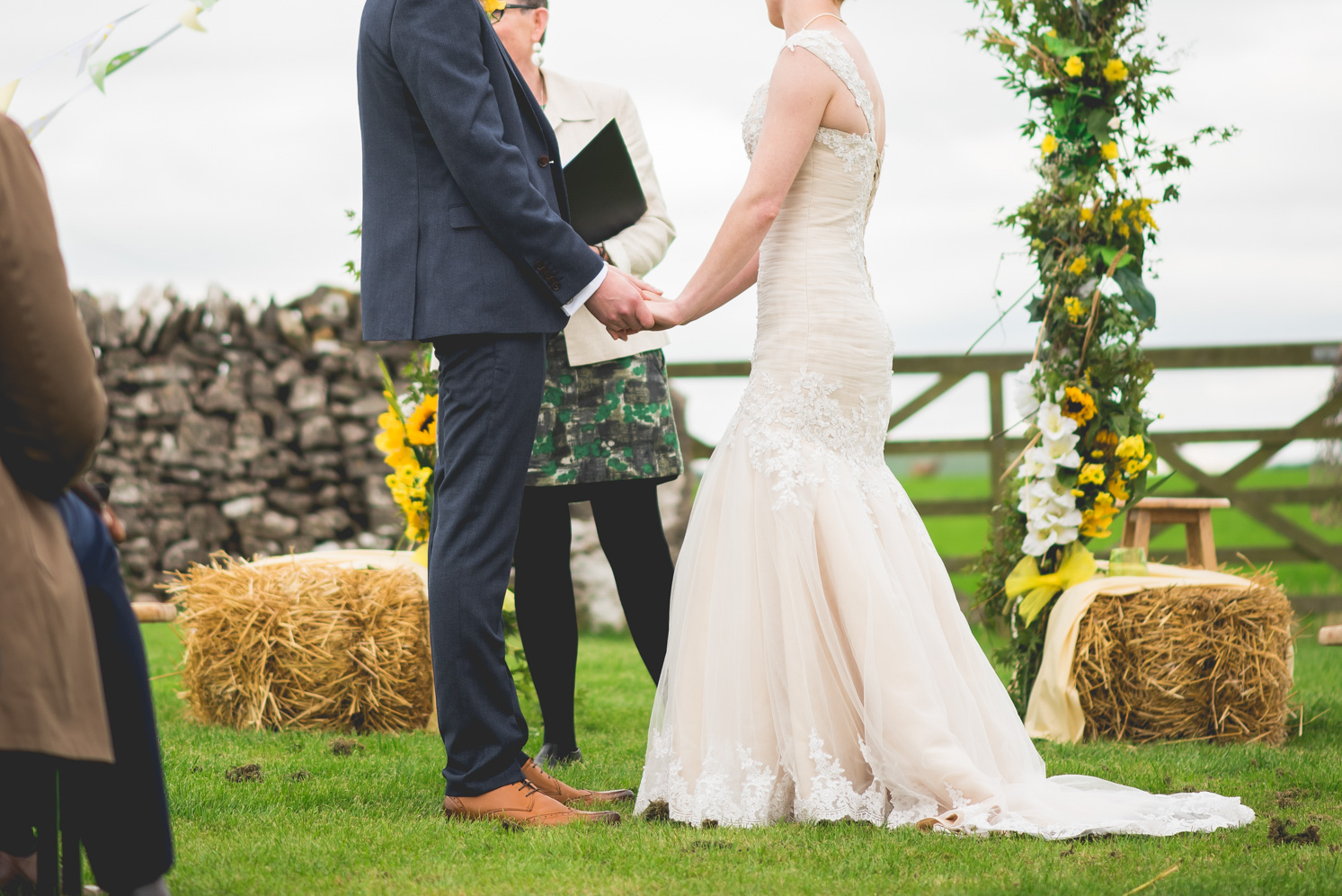Peak+district+farm+wedding+lower+damgate+photographer-135.jpg