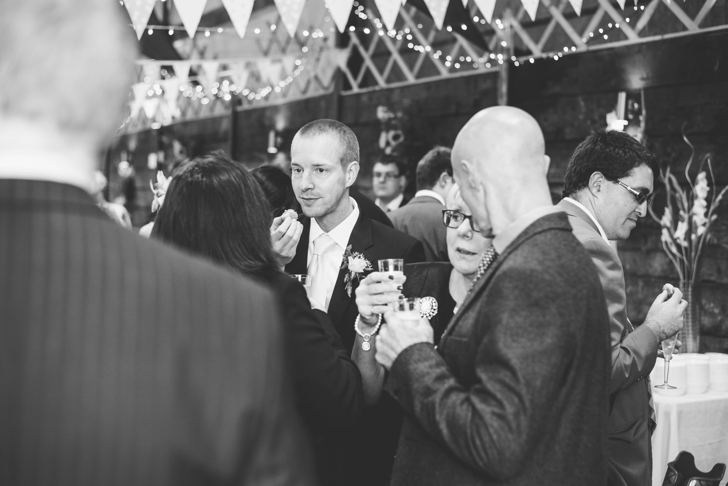 Peak+district+farm+wedding+lower+damgate+photographer-145.jpg