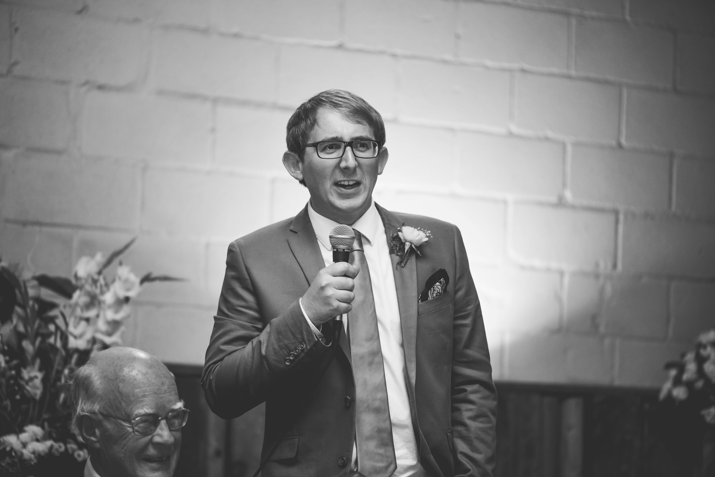Peak+district+farm+wedding+lower+damgate+photographer-229.jpg