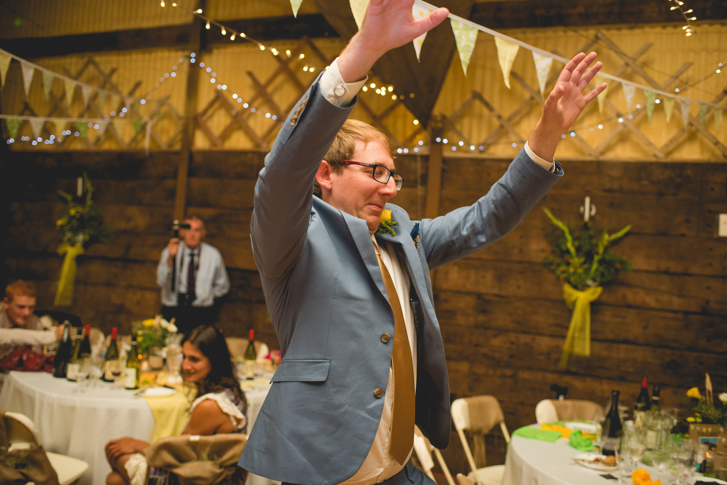 Peak+district+farm+wedding+lower+damgate+photographer-242.jpg