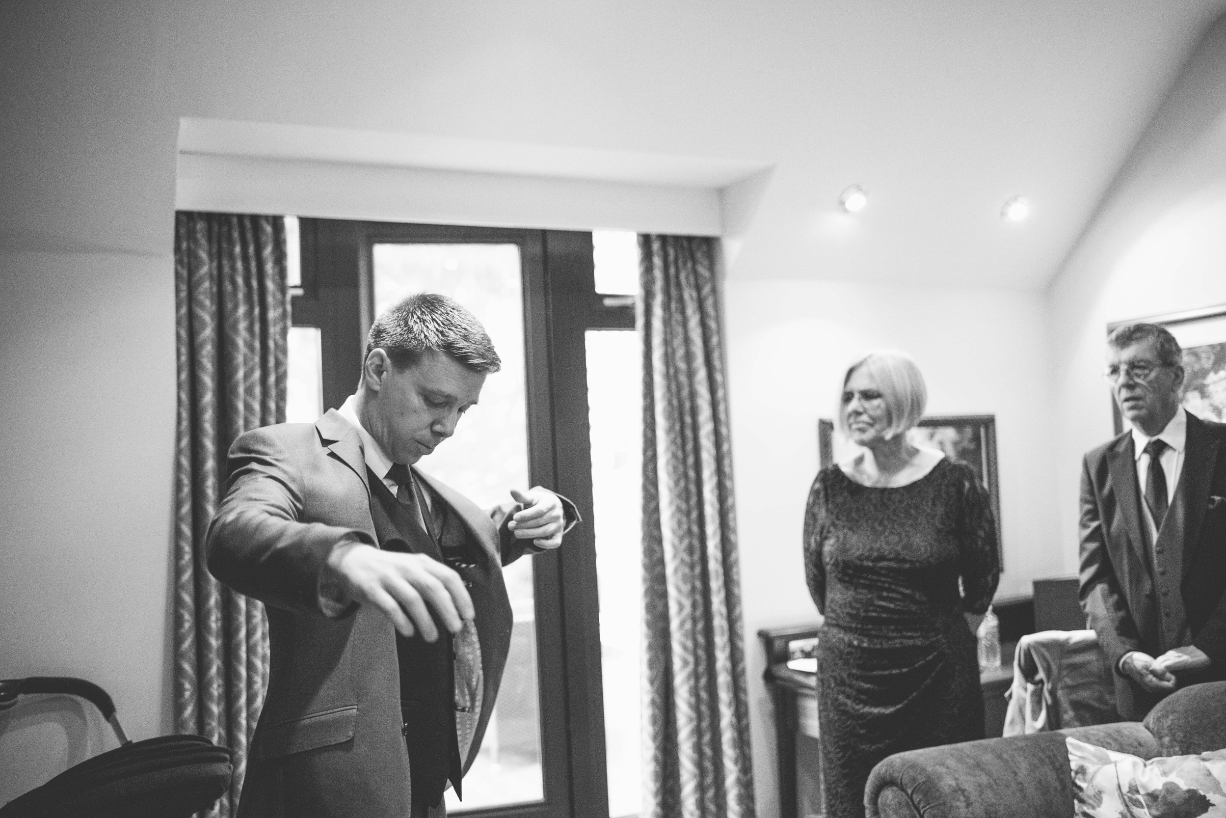 The+Fairlawns+wedding+Aldridge+StLukes+Church-45.jpg