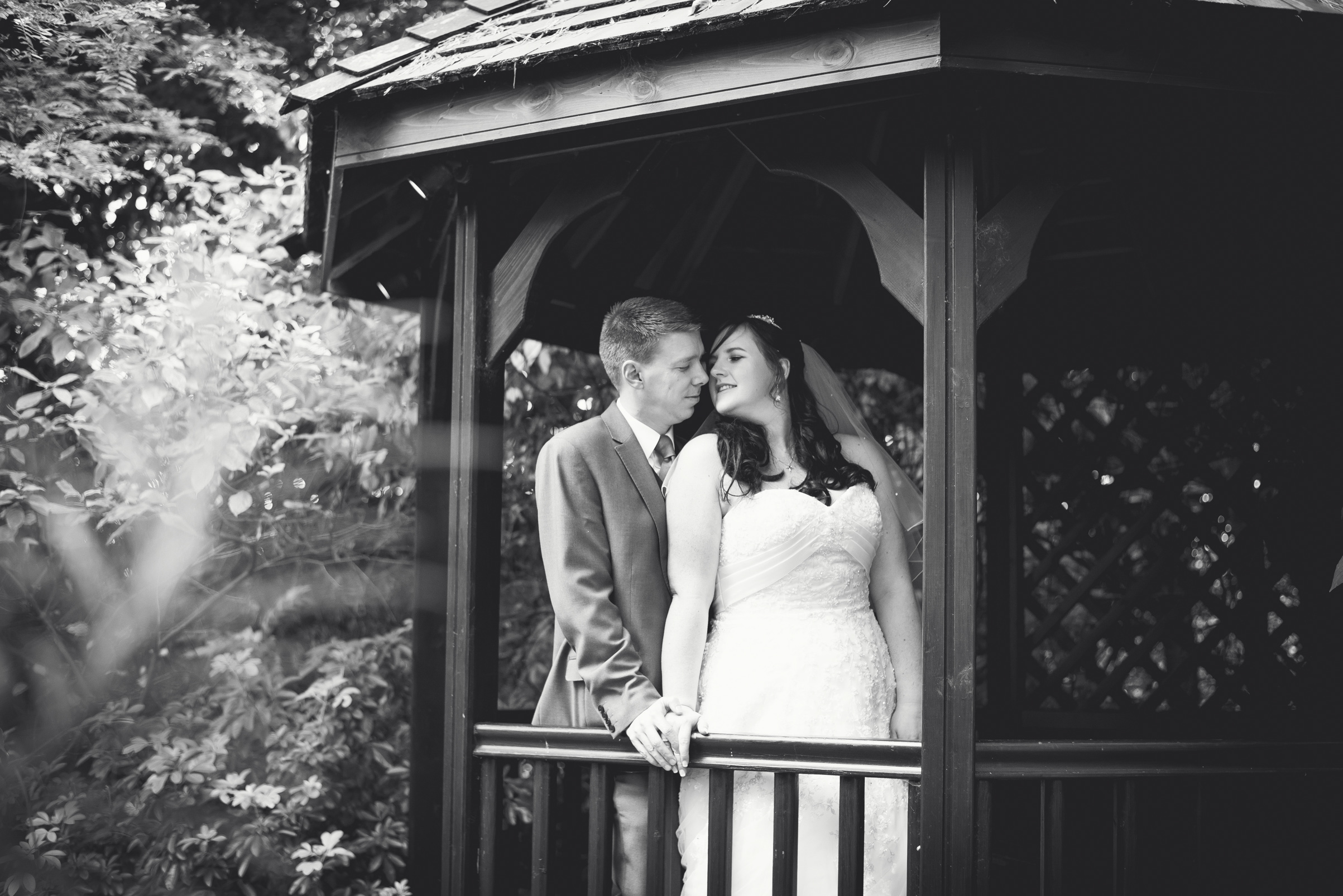 The+Fairlawns+wedding+Aldridge+StLukes+Church-161.jpg