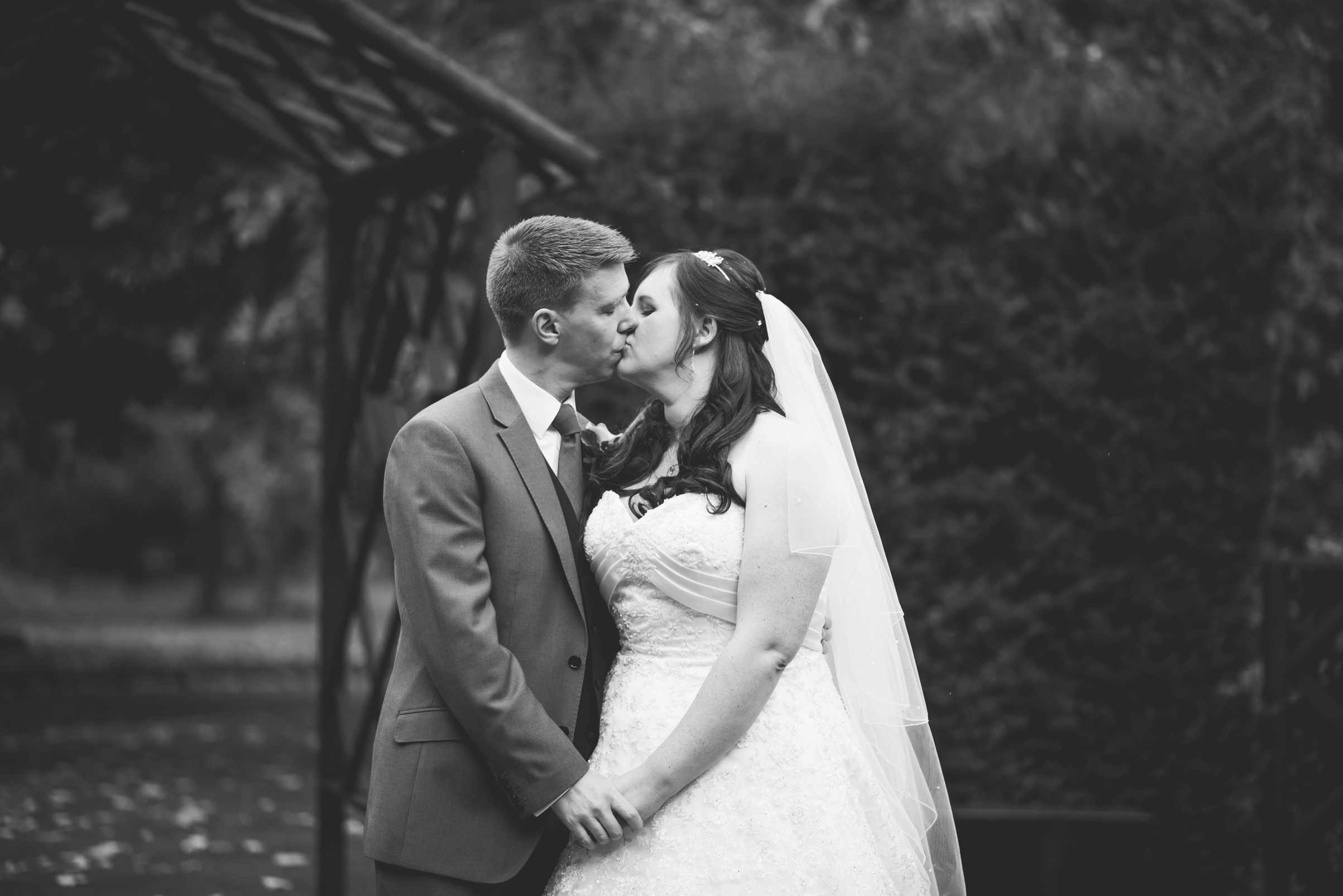 The+Fairlawns+wedding+Aldridge+StLukes+Church-171.jpg