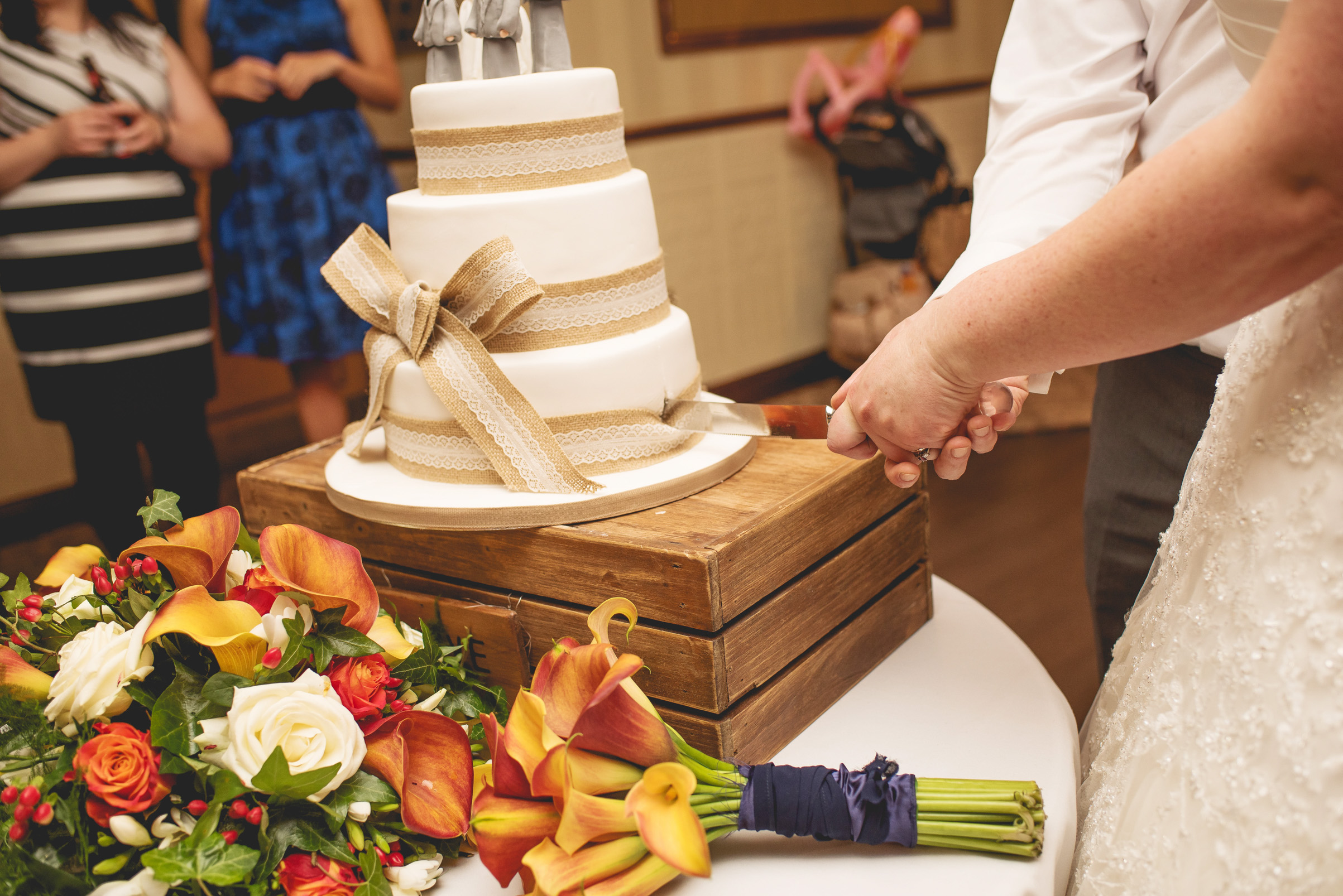 The+Fairlawns+wedding+Aldridge+StLukes+Church-213.jpg