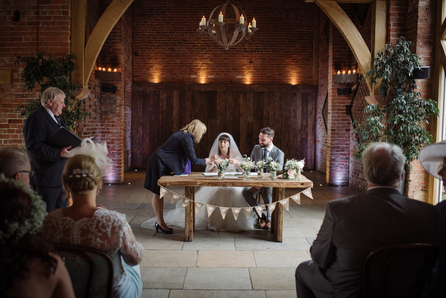 Jodie-George-shustoke-barn-wedding-photography-staffordshire-413.jpg