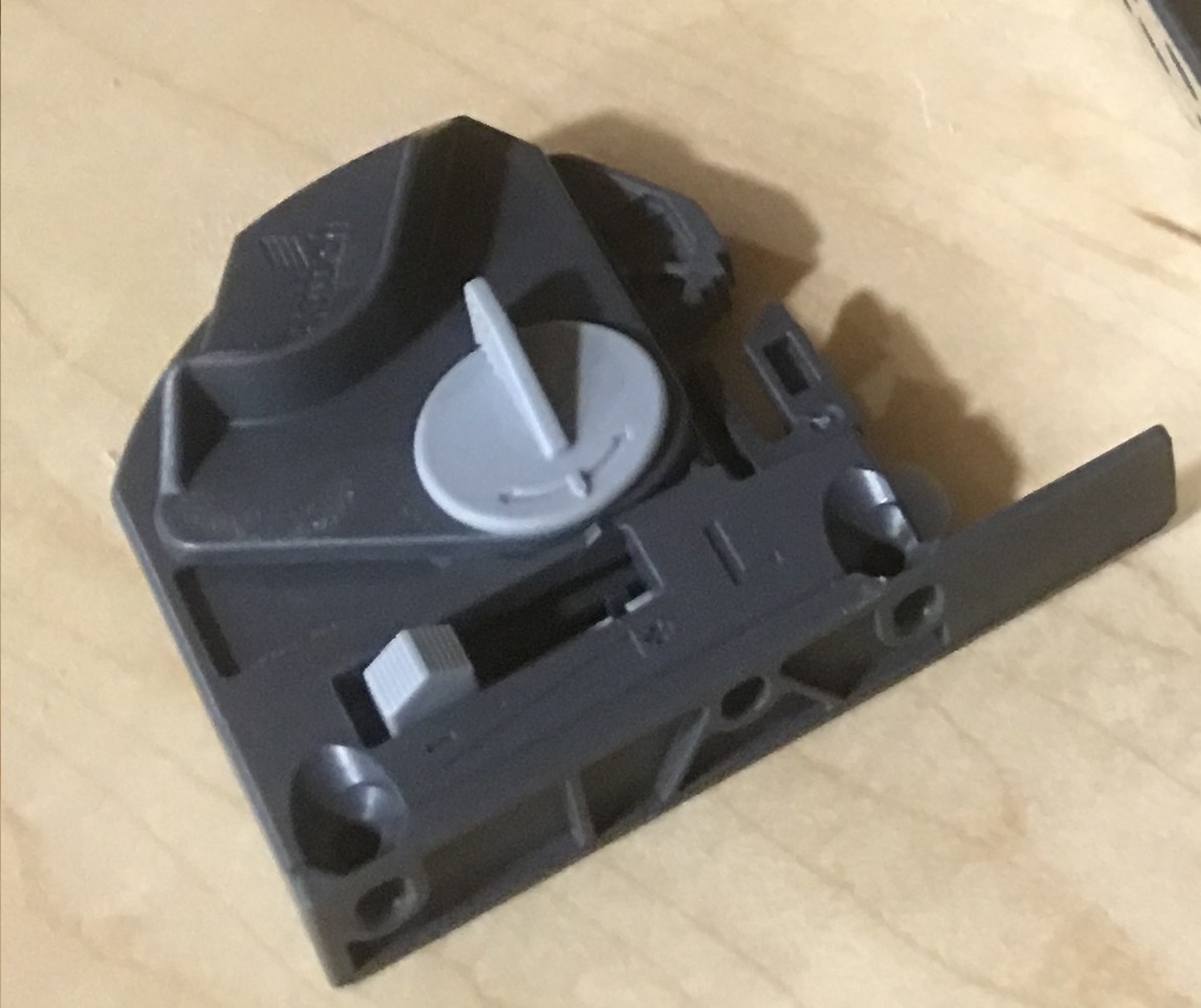 IMG_Hettich Quadro 4D front clips.jpg