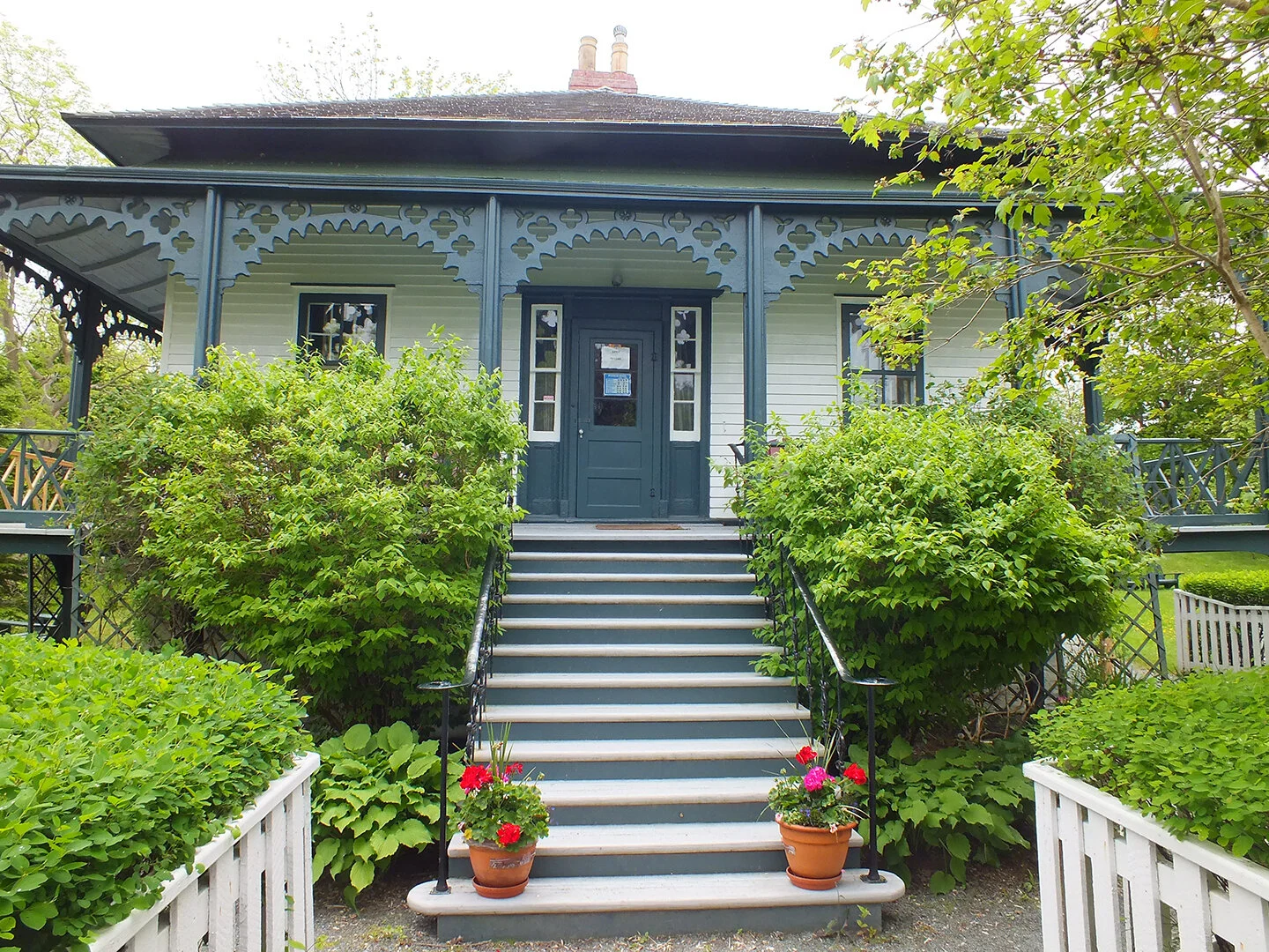 Hawthorne_Cottage_001.jpg
