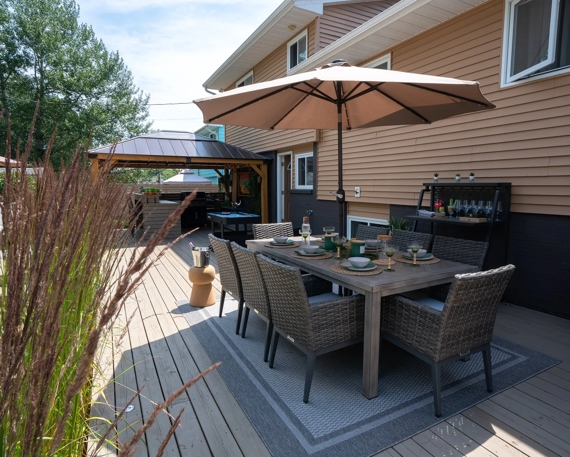 Backyard 2022-08546.JPG