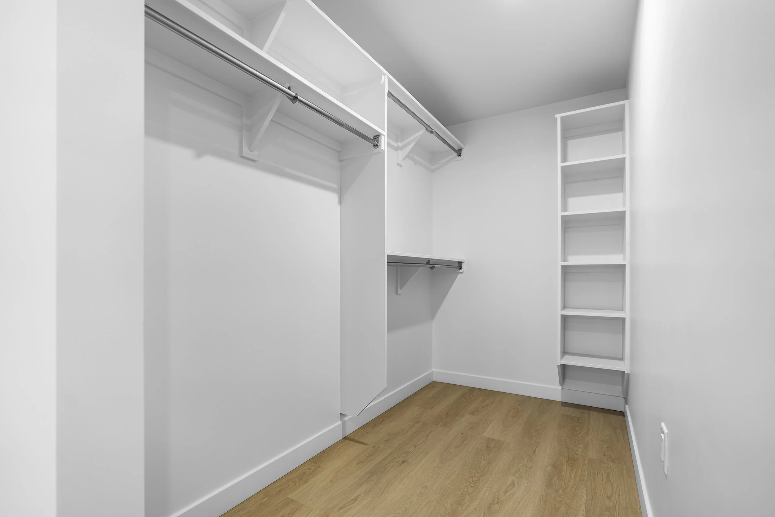 THE MILLS corner unit 16.jpg