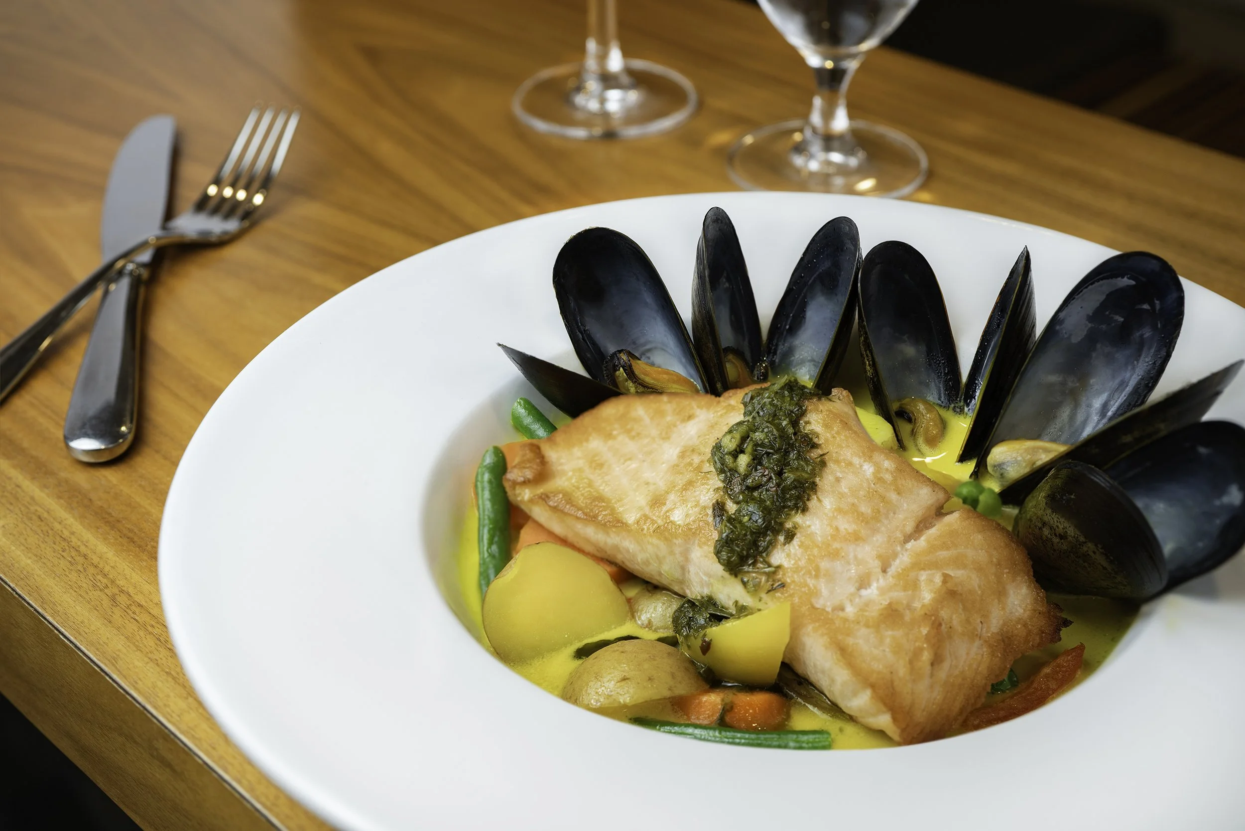 17 Hodge Podge 01.jpg