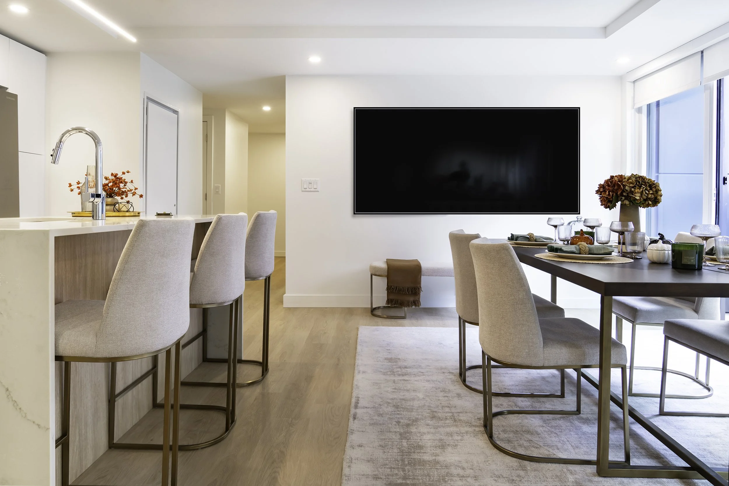 Unit 310 the Mills 009.jpg