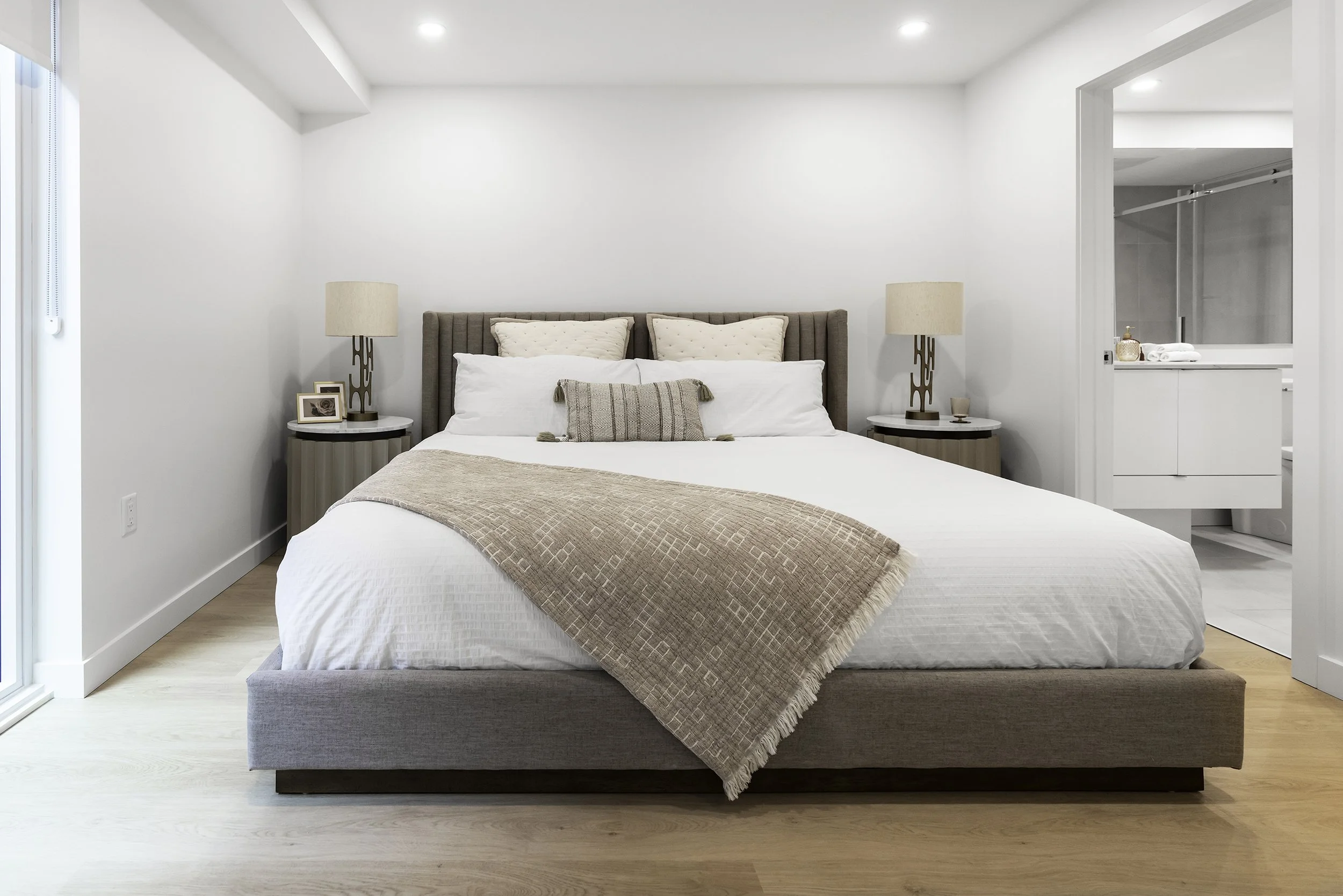 Unit 310 the Mills 010.jpg