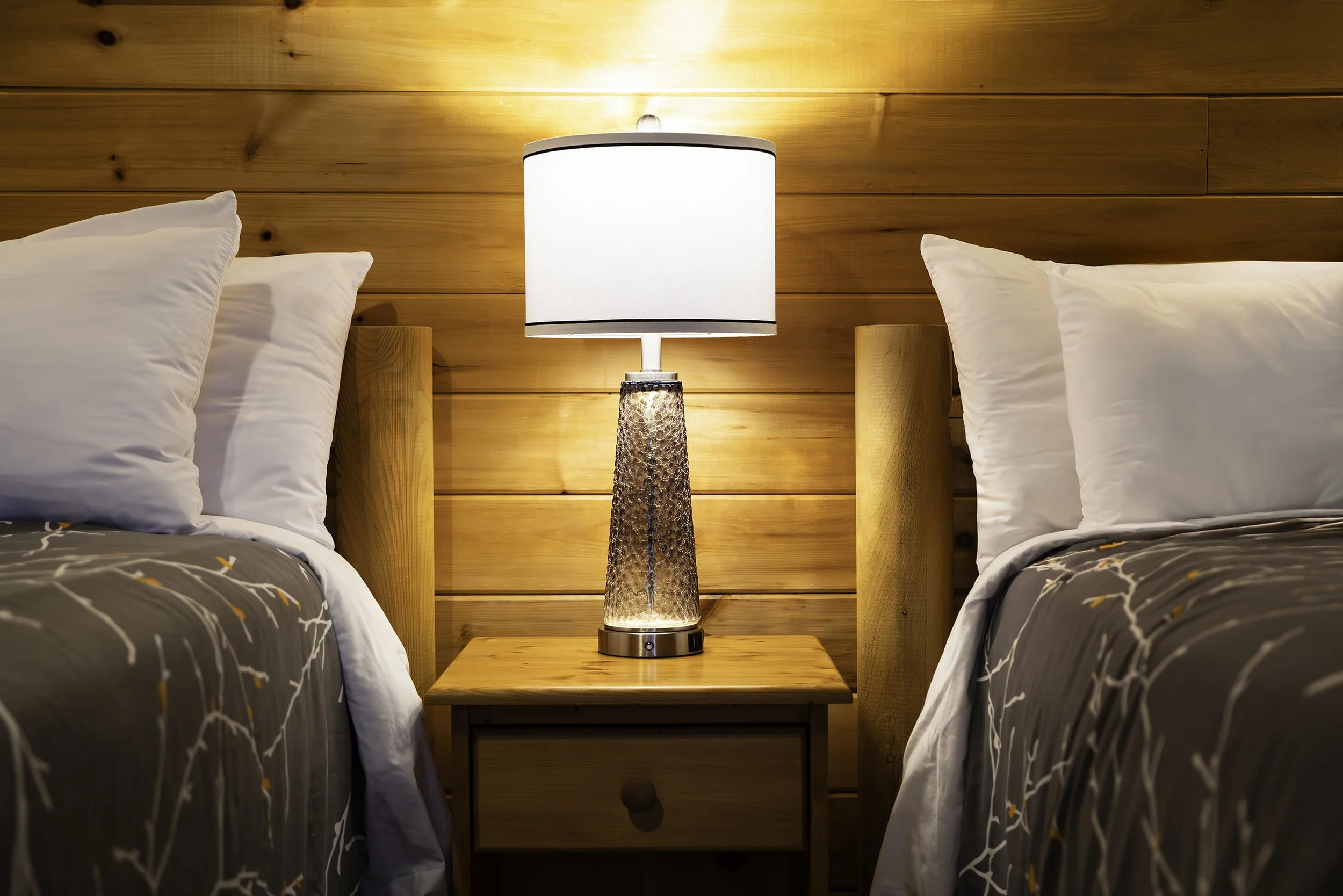 Room 6 - 002 copy.jpg