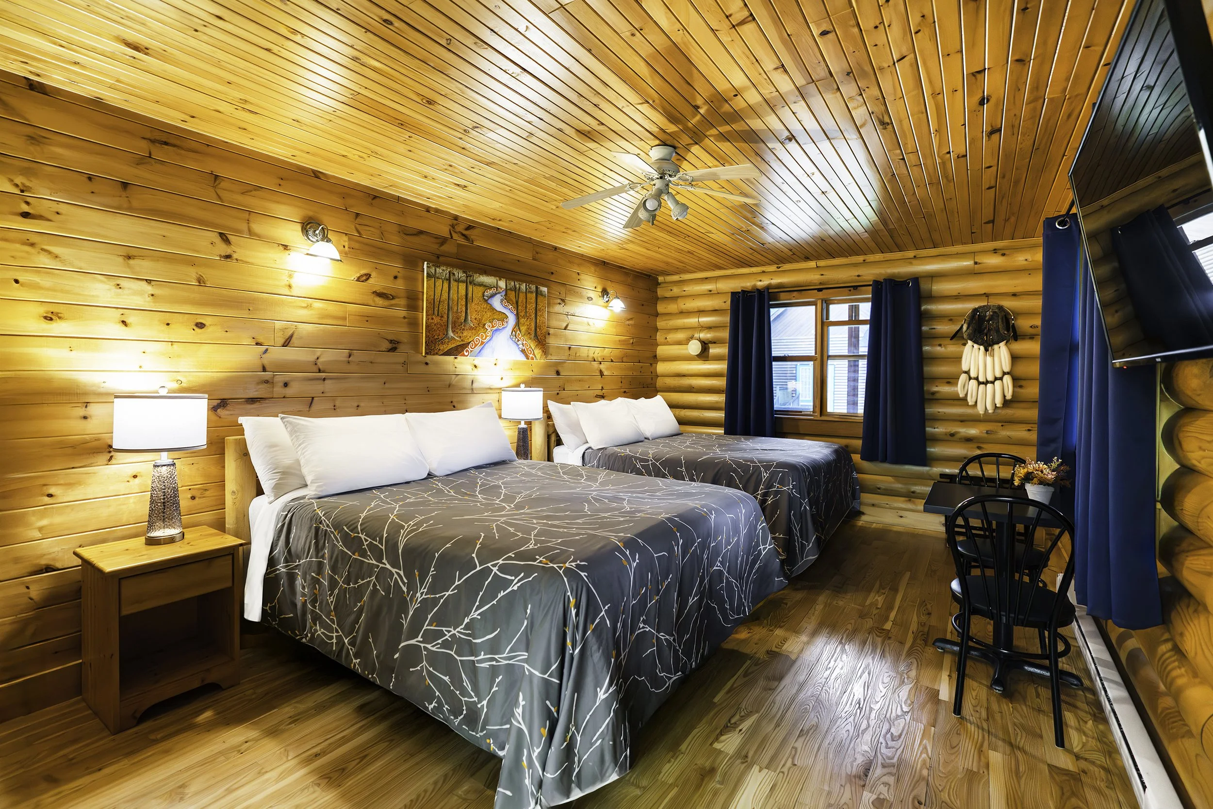 Room 6 - 001 copy.jpg