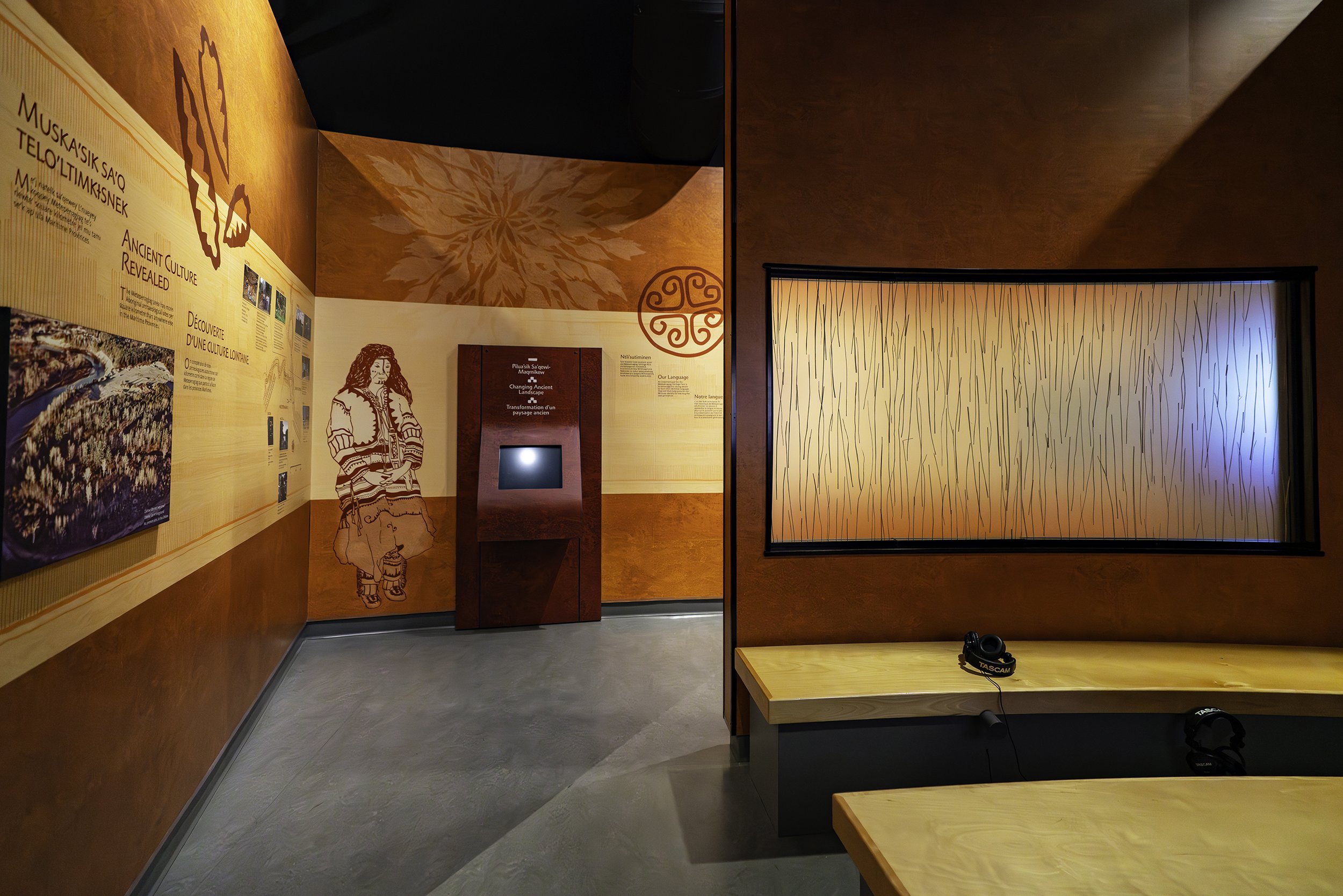 Exhibition 034 copy.jpg