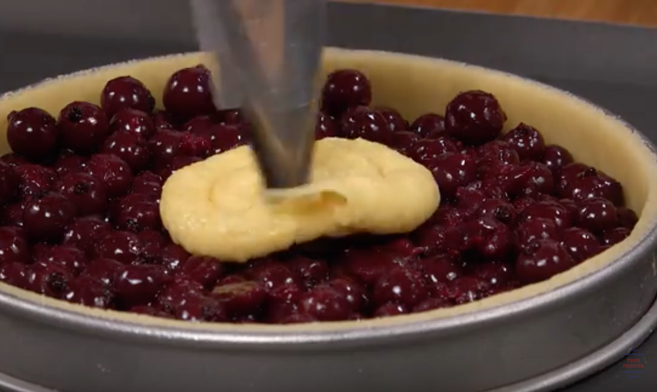 Tarte Amandine aux Cassis.png