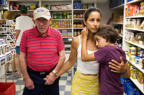 During a family visit to his Fire Island beach house, Herb Winokur pays a visit to one of his old haunts, Wes Little's Seaview Market. Accompanied by his daughter, Julie, and granddaughter, Isabel, Herb benefits from the connectedness of three generations. 