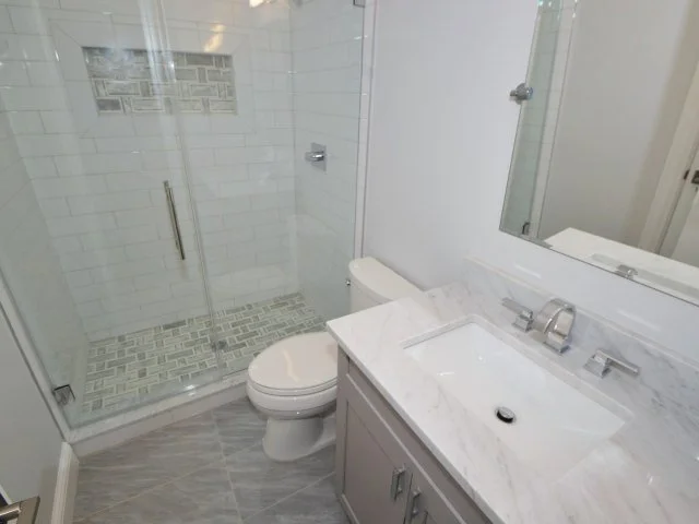 bathroom 4.JPG