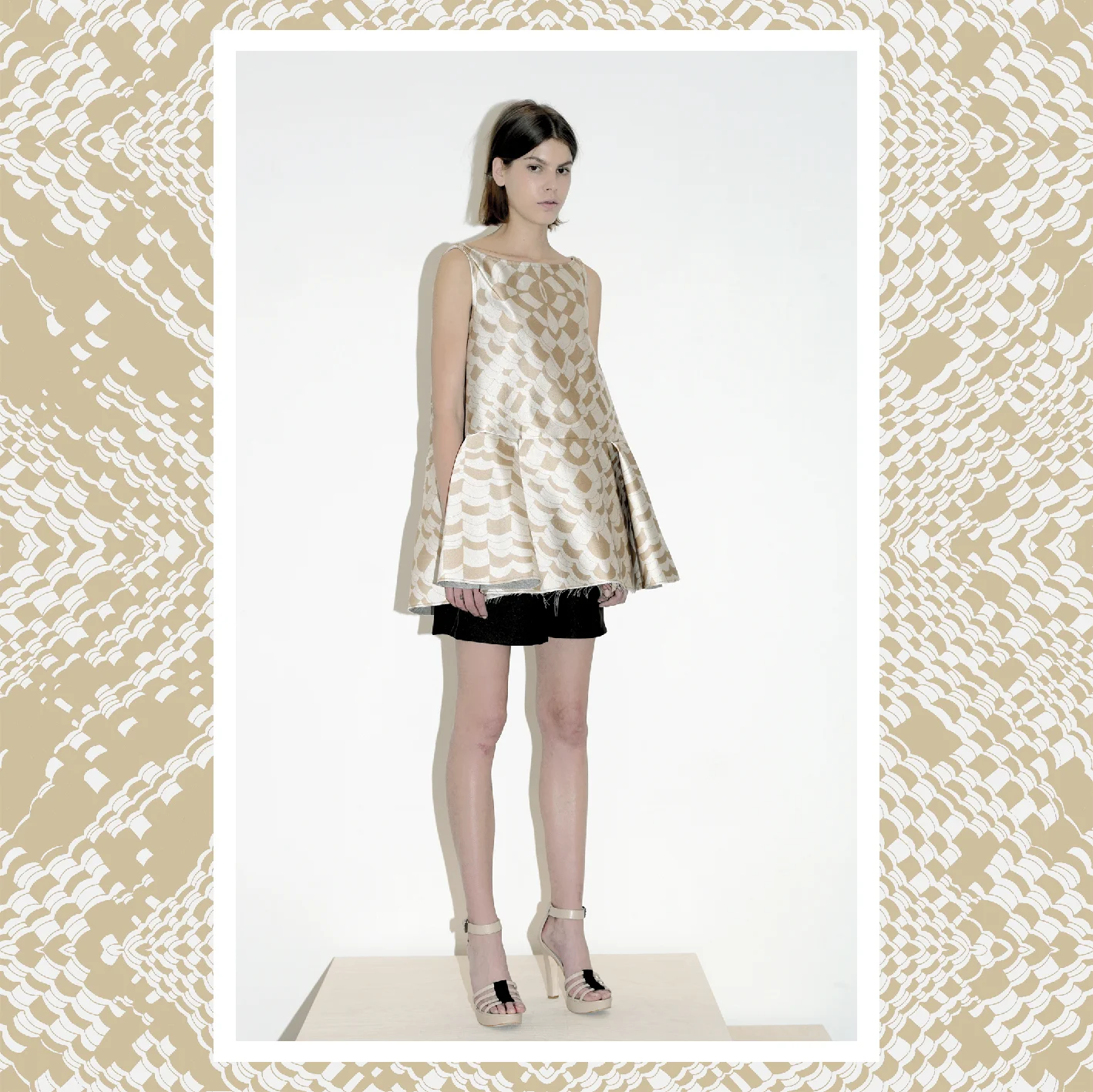 textildesign_agnes friedrich_ODEEH_no.7_ss2013__1titel.jpg
