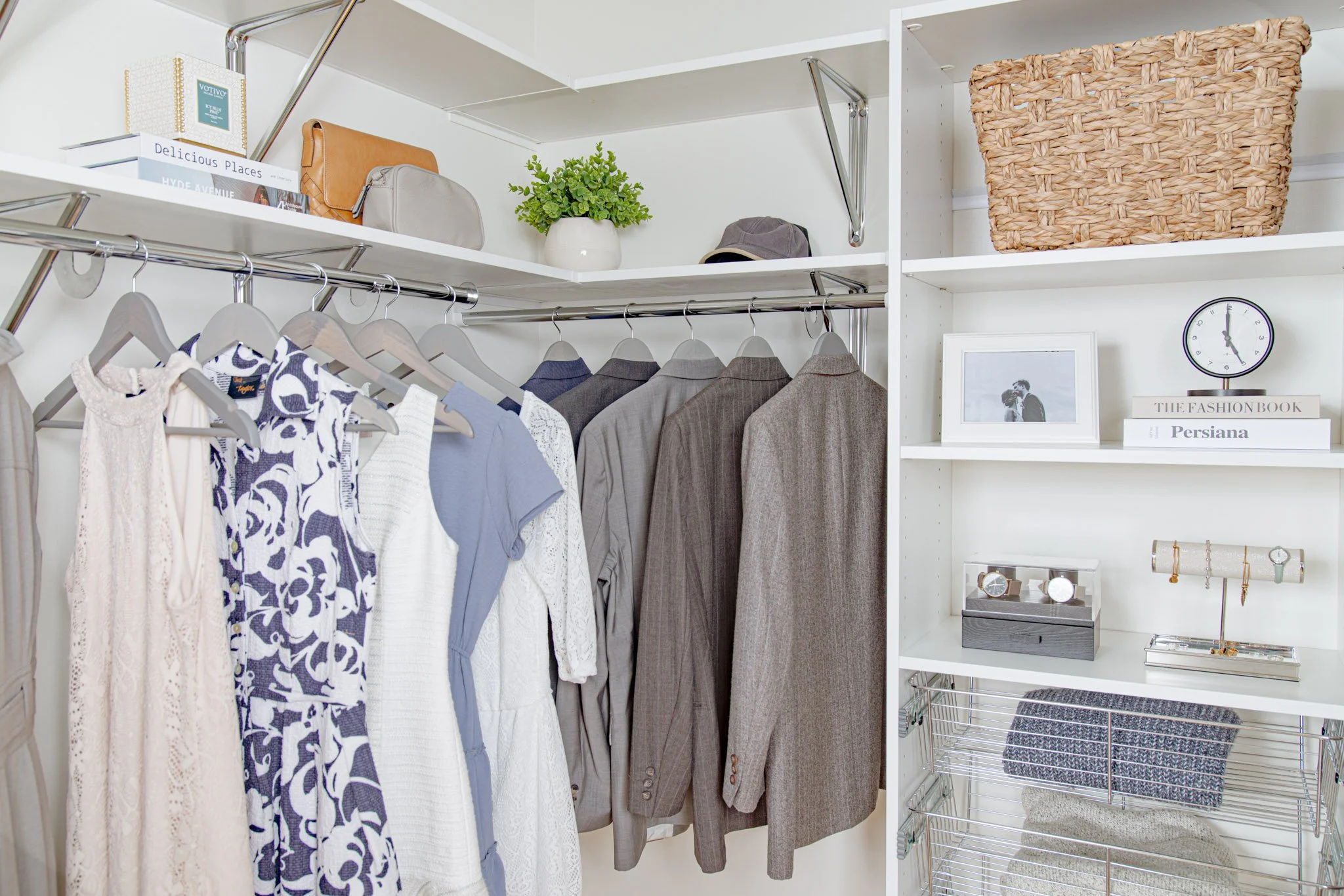 VUE_White_Bedroom(Low-Res)-24.jpg