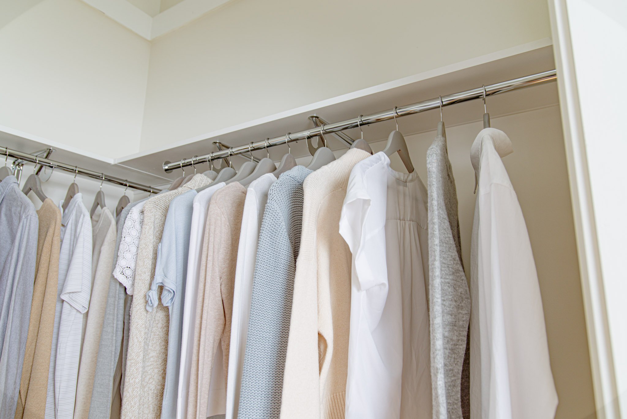 VUE_White_Bedroom(Low-Res)-27.jpg