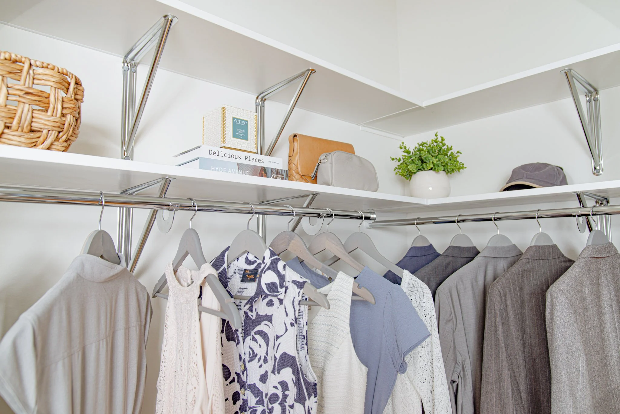 VUE_White_Bedroom(Low-Res)-33.jpg