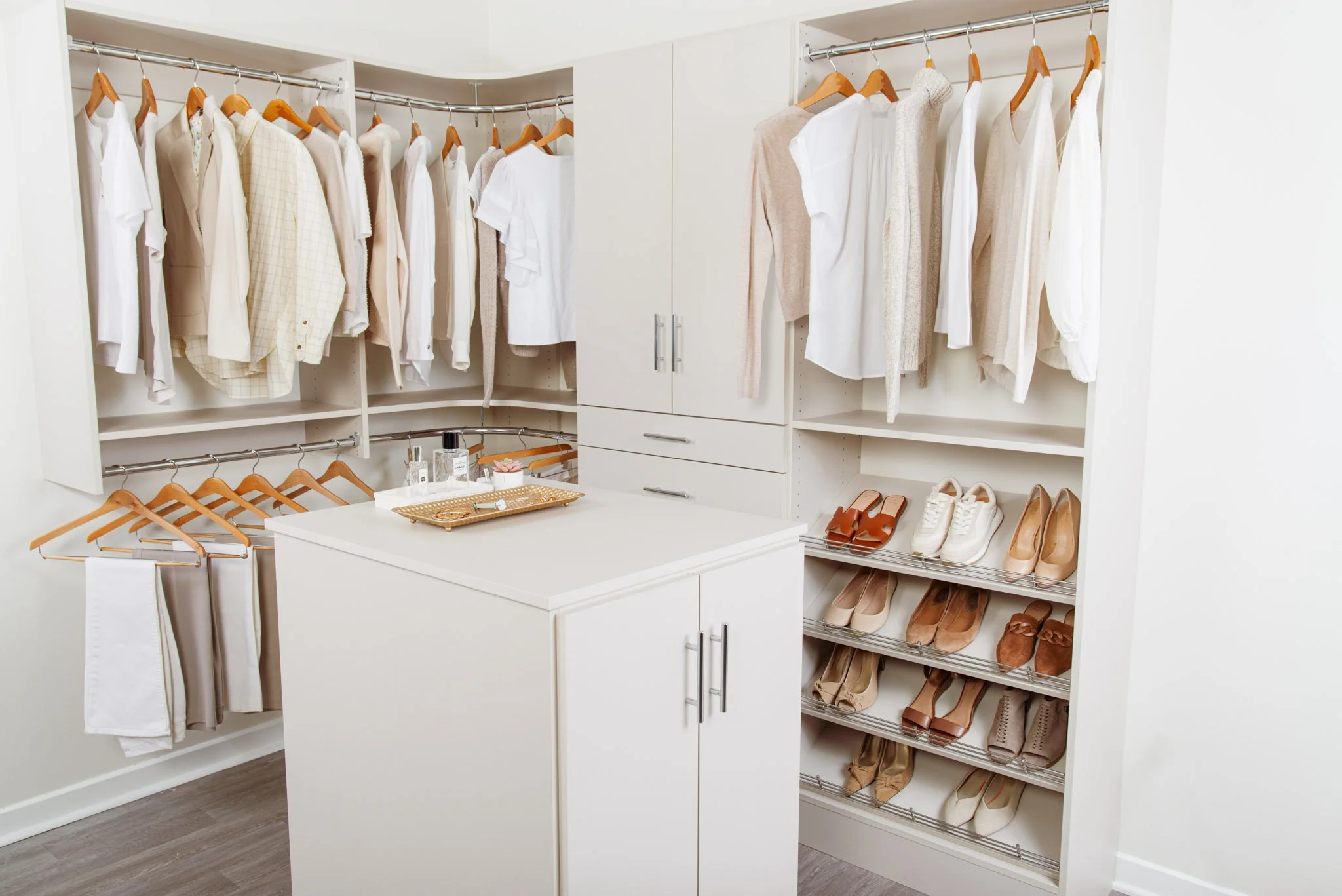 Classica_Truffle_Bedroom(Low-Res)-09.jpg
