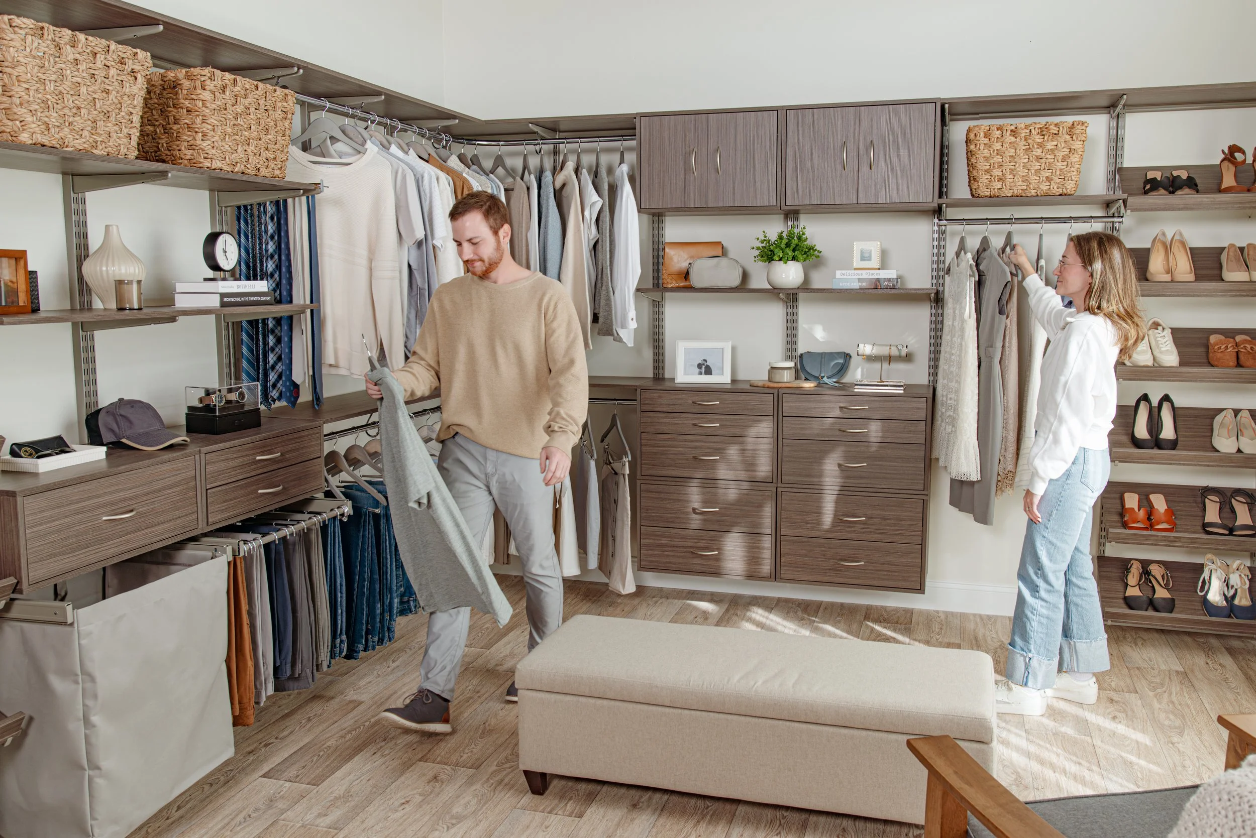 freedomRail_Bedroom_DriftwoodLive(Low Res)-18.jpg