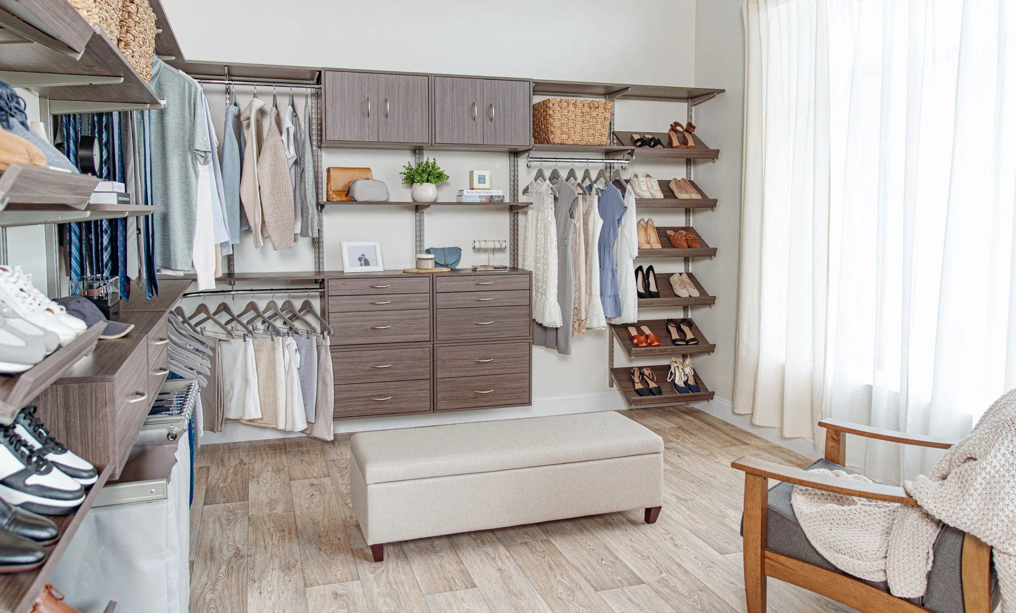 freedomRail_Bedroom_DriftwoodLive(Low-Res)-02.jpg