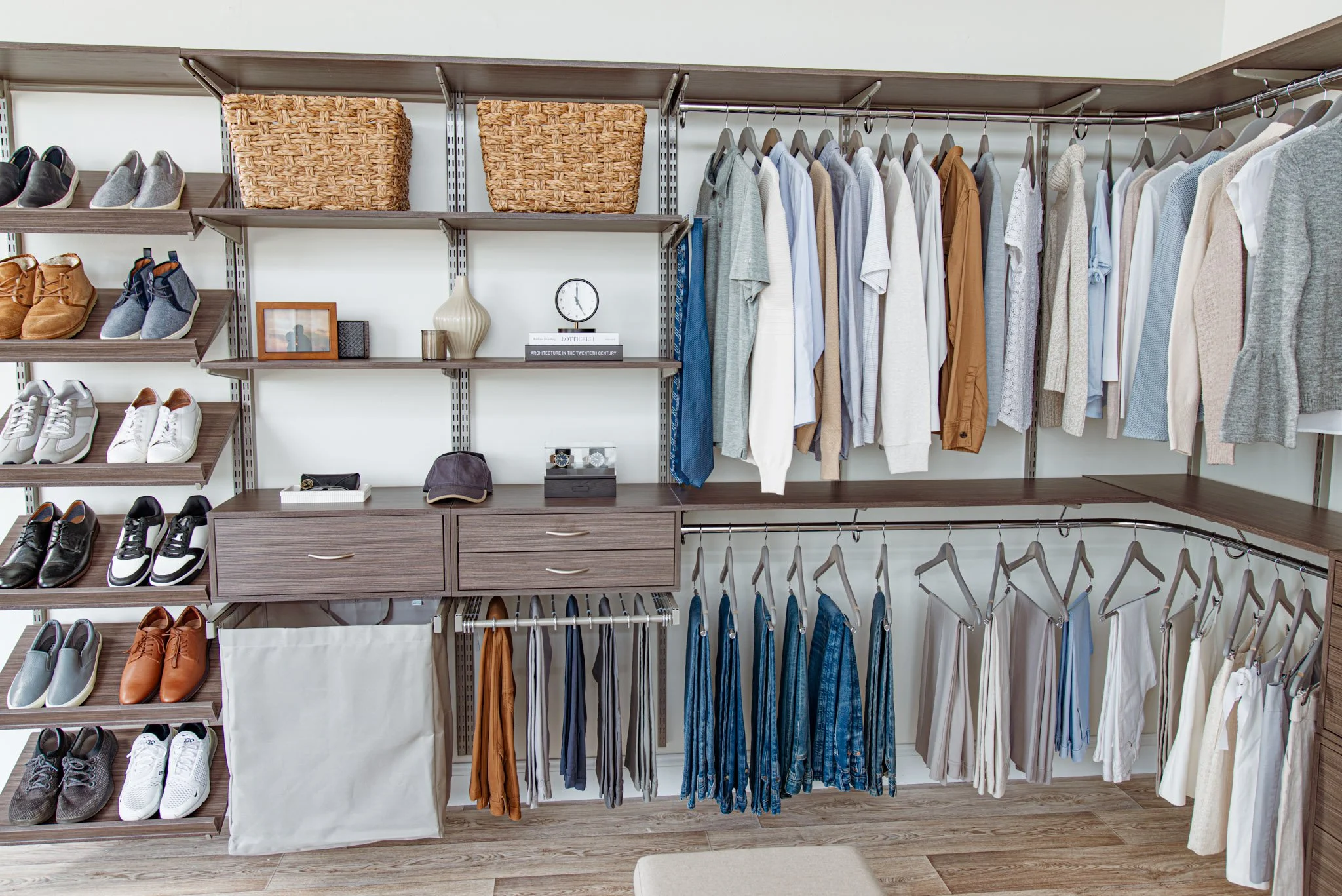 freedomRail_Bedroom_DriftwoodLive(Low-Res)-12.jpg