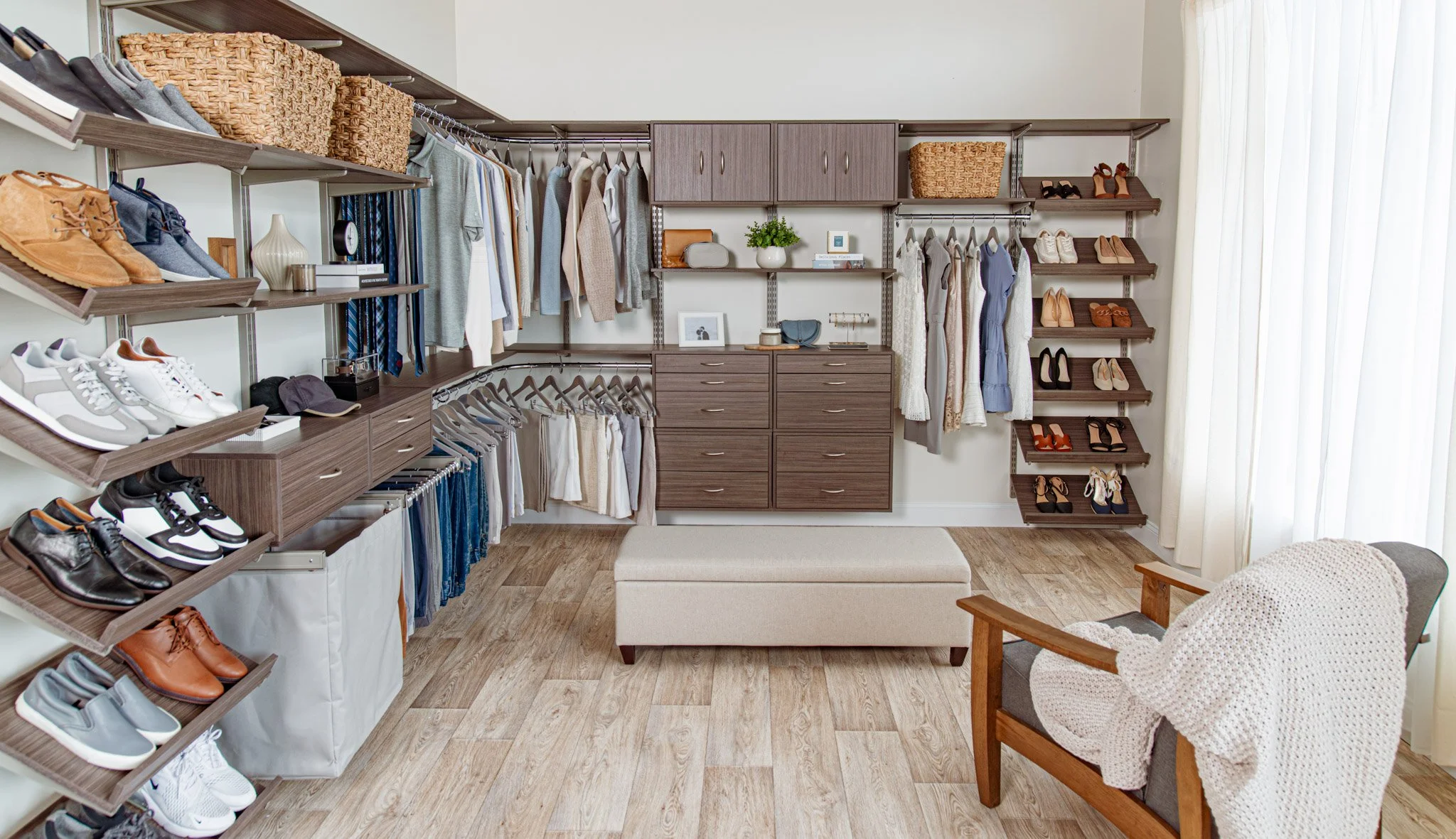 freedomRail_Bedroom_DriftwoodLive(Low-Res)-26.jpg