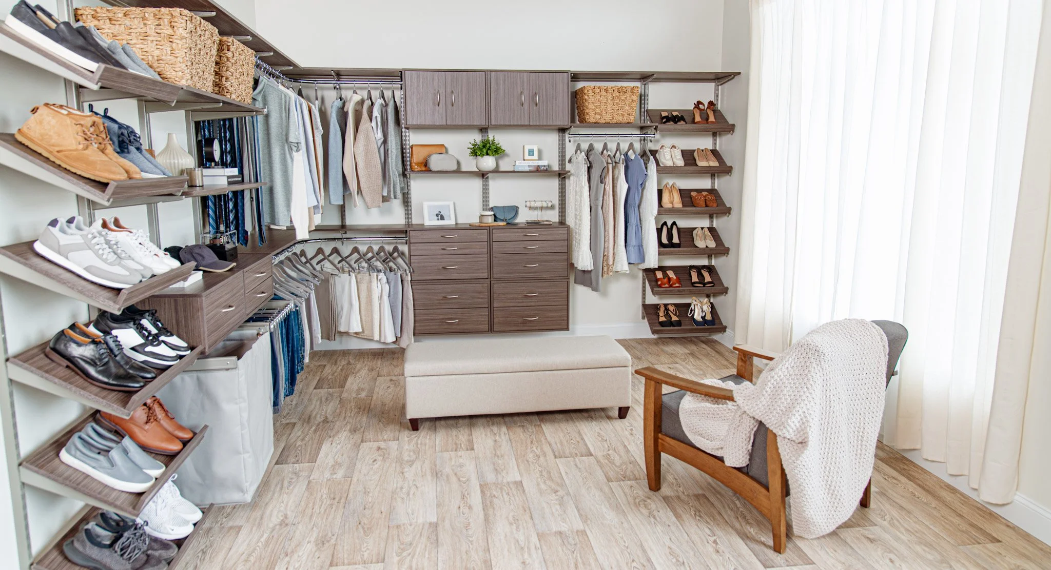 freedomRail_Bedroom_DriftwoodLive(Low-Res)-43.jpg
