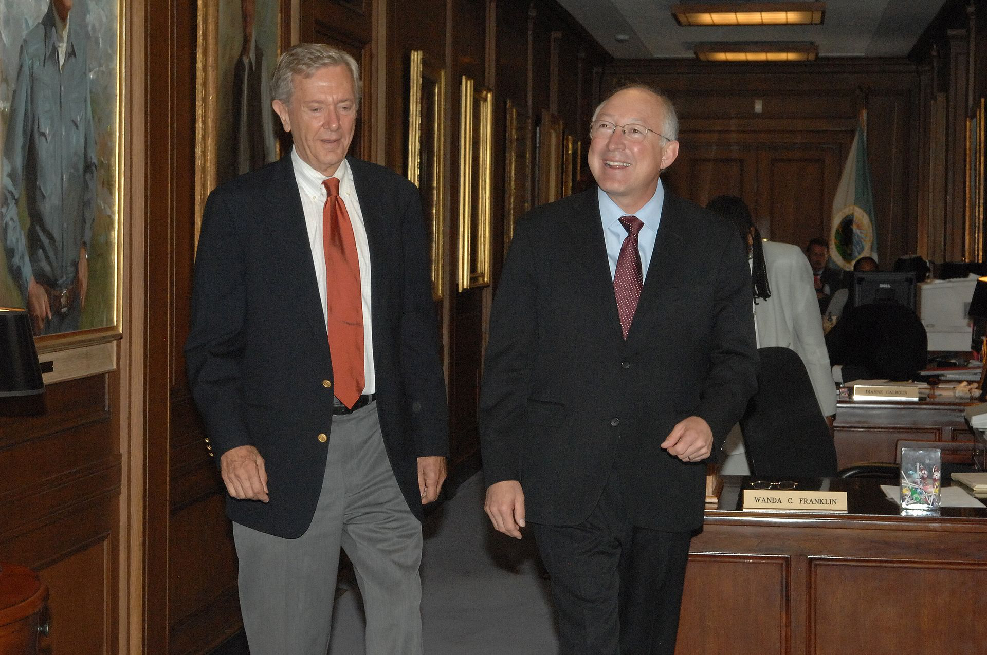 The highly consequential former Secretary of the Interior Bruce Babbitt (left) in 2009 with the then (and now) highly inconsequential Secretary of Interior Ken Salazar. Source: US Department of the Interior.