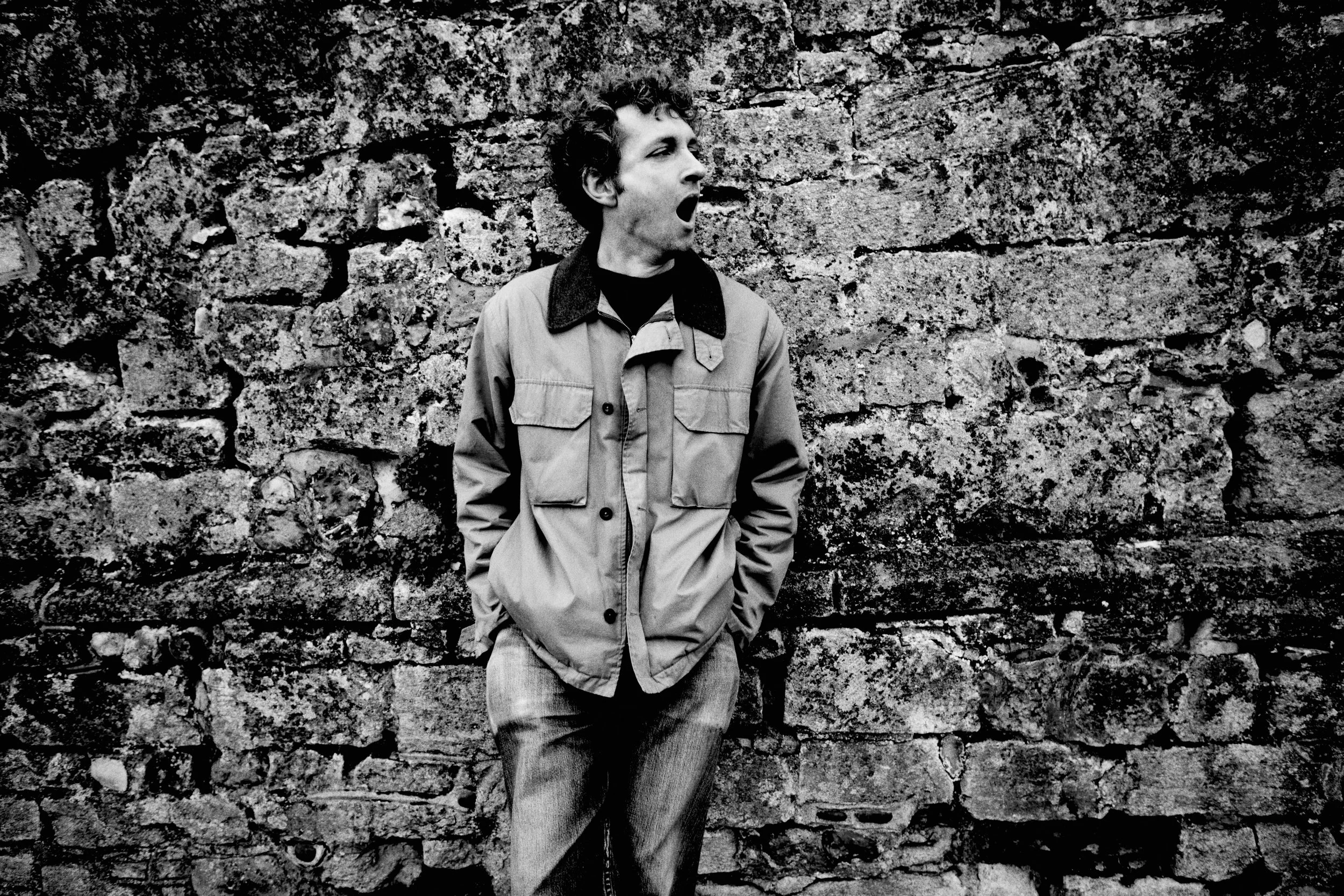 _E5A2435_Sam Amidon 101224_Gullick.jpg