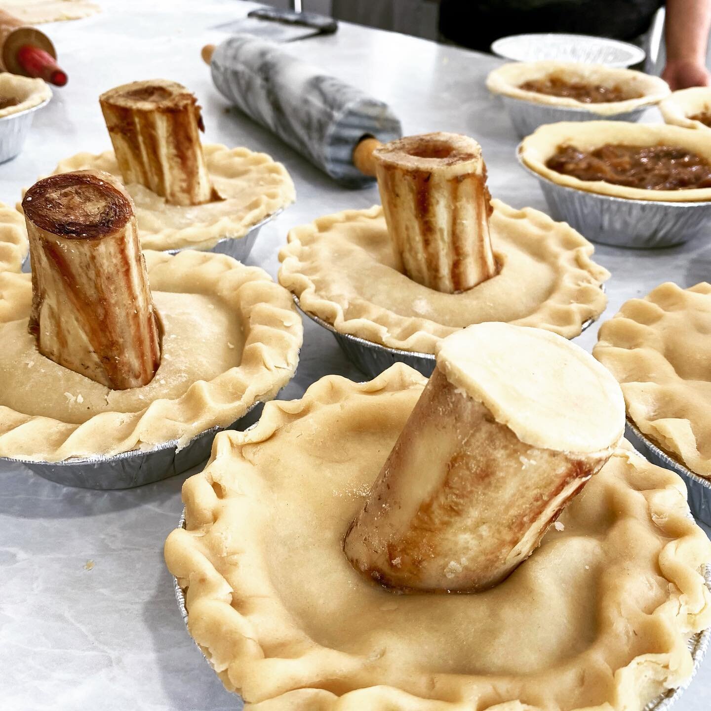 SUNDAY May 30th Feature &gt; 🥧 BONE MARROW BEEF 
POT PIES! 🥧 
.
This is an extreme version of a classic pot pie... from our hand made dough (cut with butter, lamb lard &amp; garlic) to our oh-so-tender beef, mushroom and onion filling (in a rich re