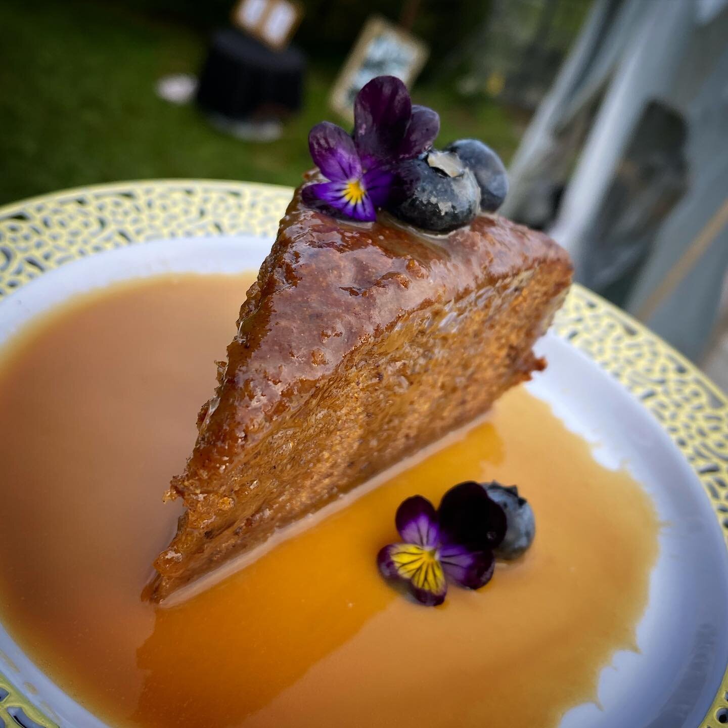 mmmm sticky toffee cake 🍰 #weddingthings