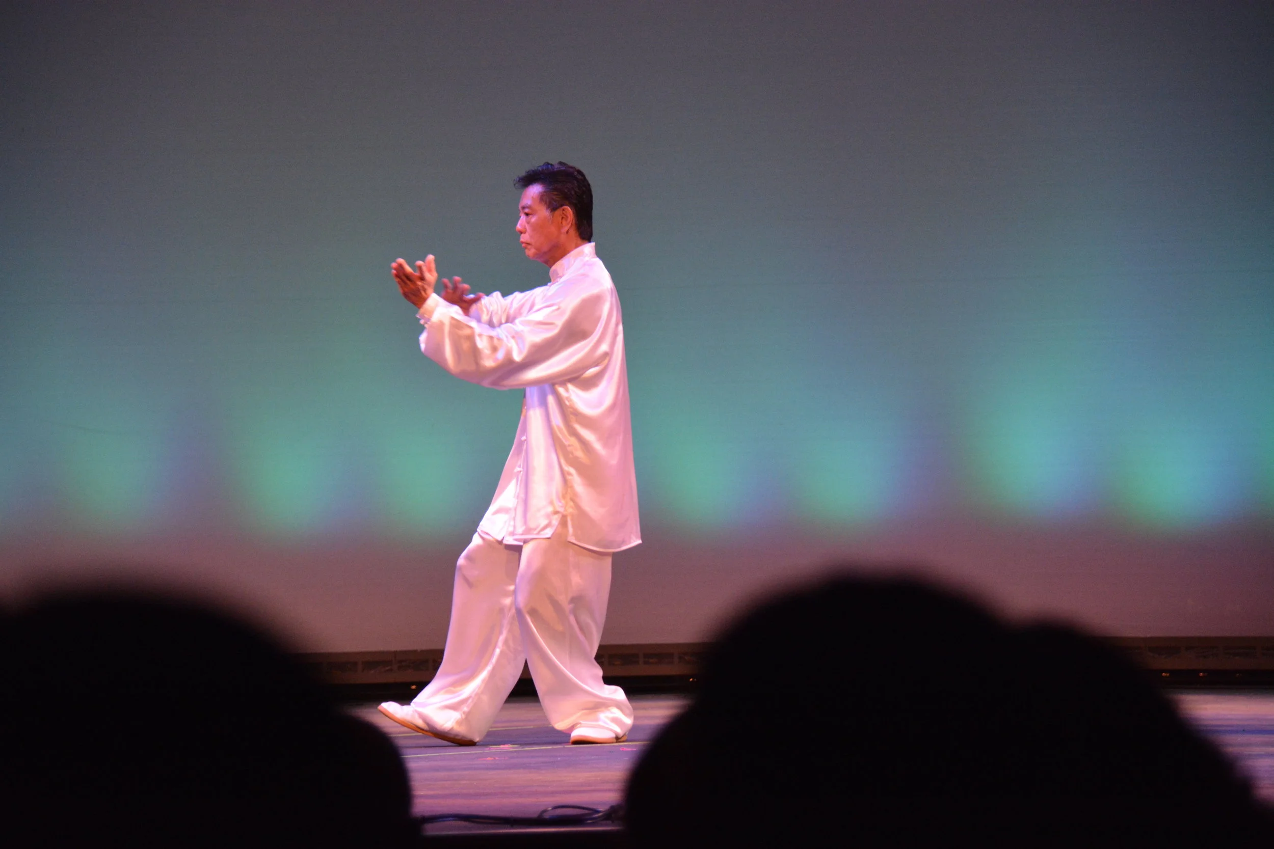Grand Master Calvin Chin Tutorial on the oblique movements of the long form