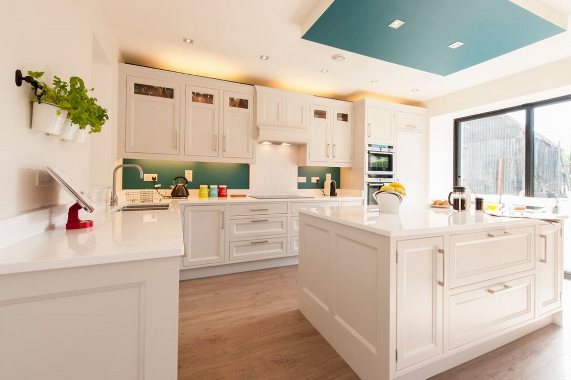 Solid Color White Kitchen.jpg