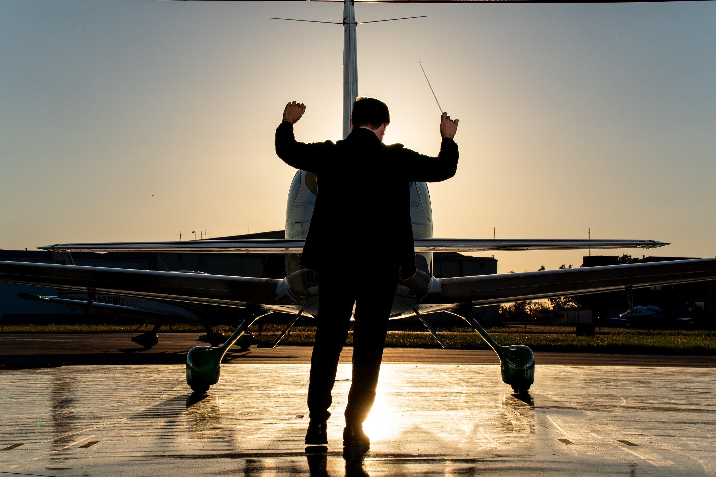 West Virginia Symphony Orchestra Announces Candlelight Classics – at the Marshall University Aviation Hangar 