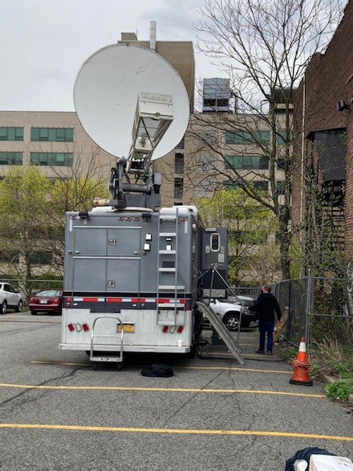 Verzus Satellite Truck.jpg