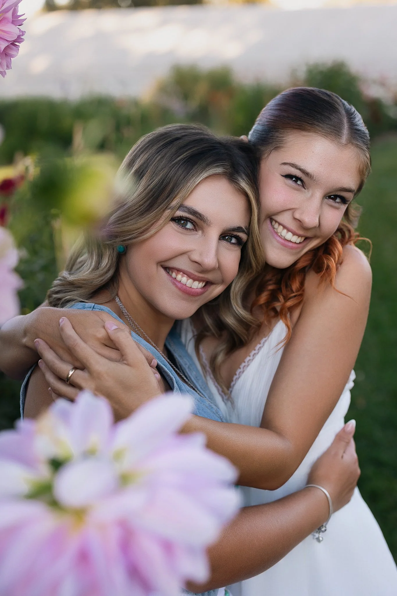 lodi-senior-photographer-bff-pictures.jpg